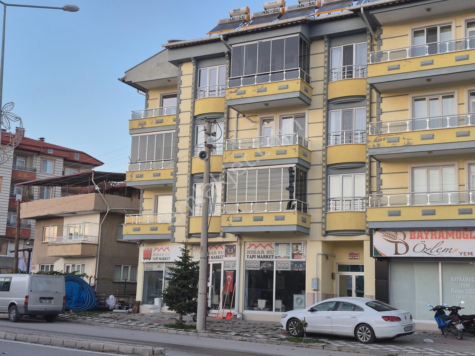 İlbey // Şuhut Mer. "gençlik" Caddesinde Satılık 3+1 Lüks Daire - Görsel 20