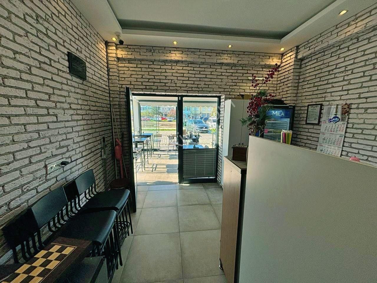 Uytundan Burhaniye İskelede Denize 20 Metre Devren Kiralıkişyeri - Görsel 4