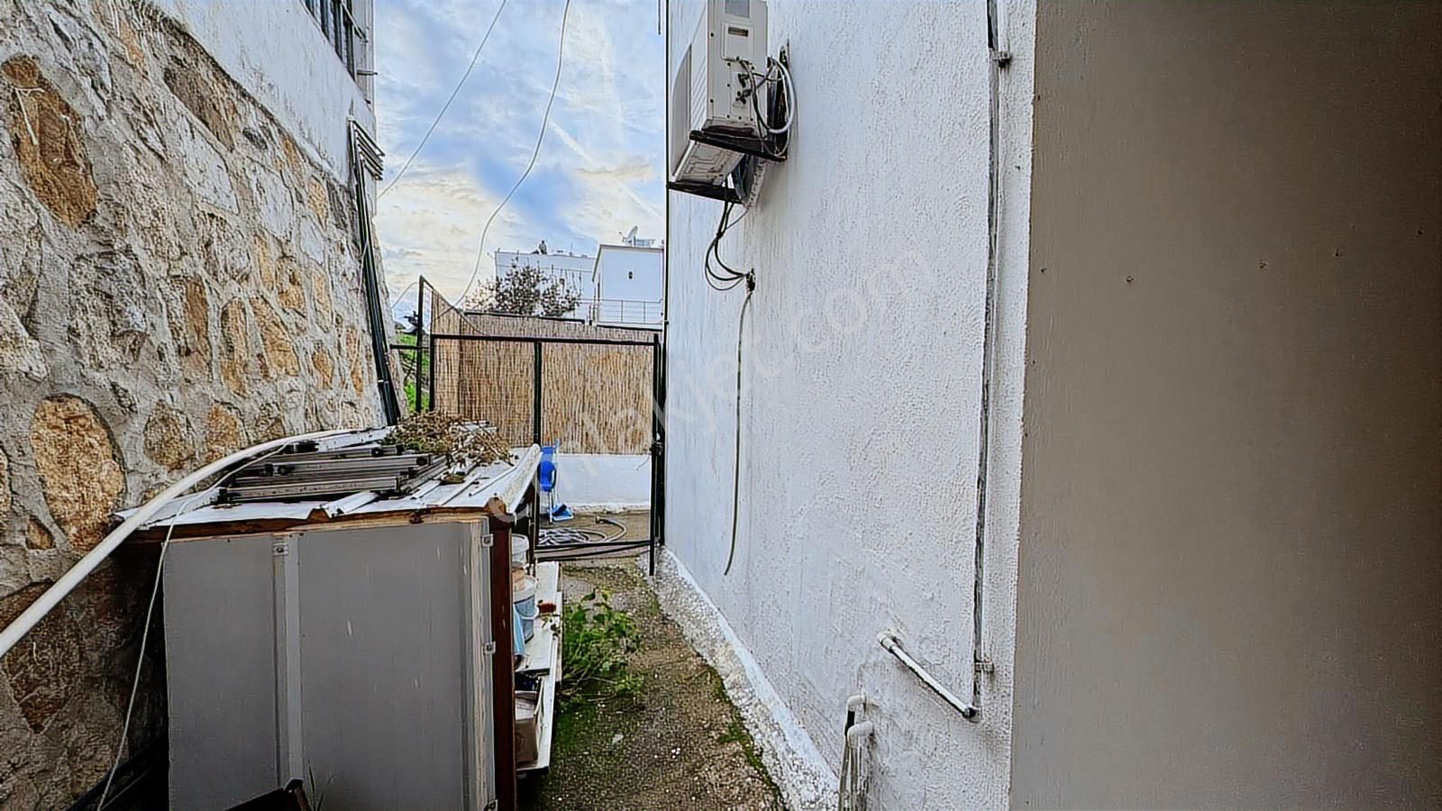 Turgutreis Yakaarası Geniş Bahçeli,bağımsız Giriş,tadilatlı 2+1 - Görsel 11