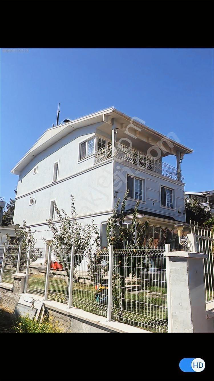 Gölpark Sitesinde Güvenlikli Satılık Villa - Görsel 30