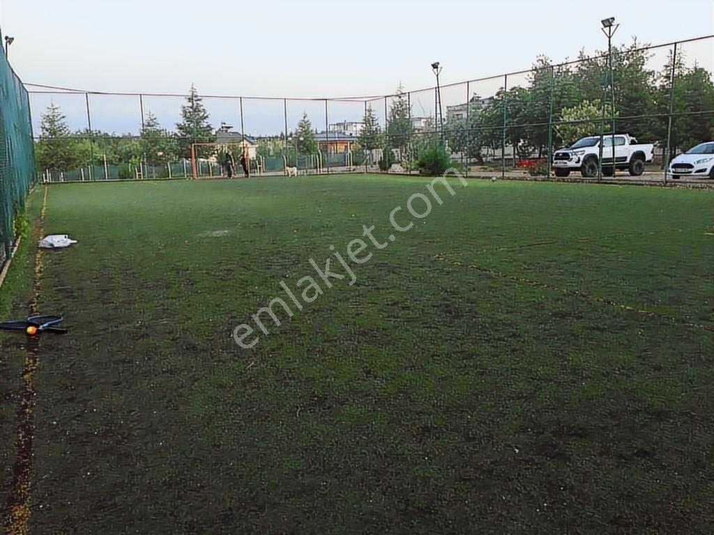 Gölpark Sitesinde Güvenlikli Satılık Villa - Görsel 16