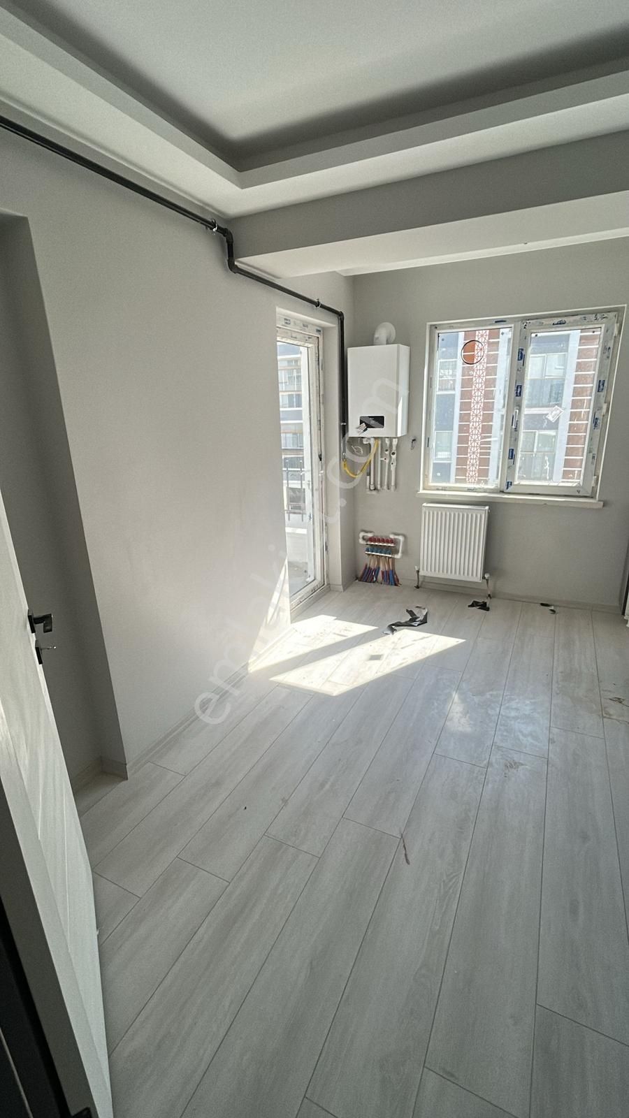 Yenikent'in Gözdesi Mustafa Kemalde Katta Sıfır Lüks Satılık 2+1 - Görsel 12