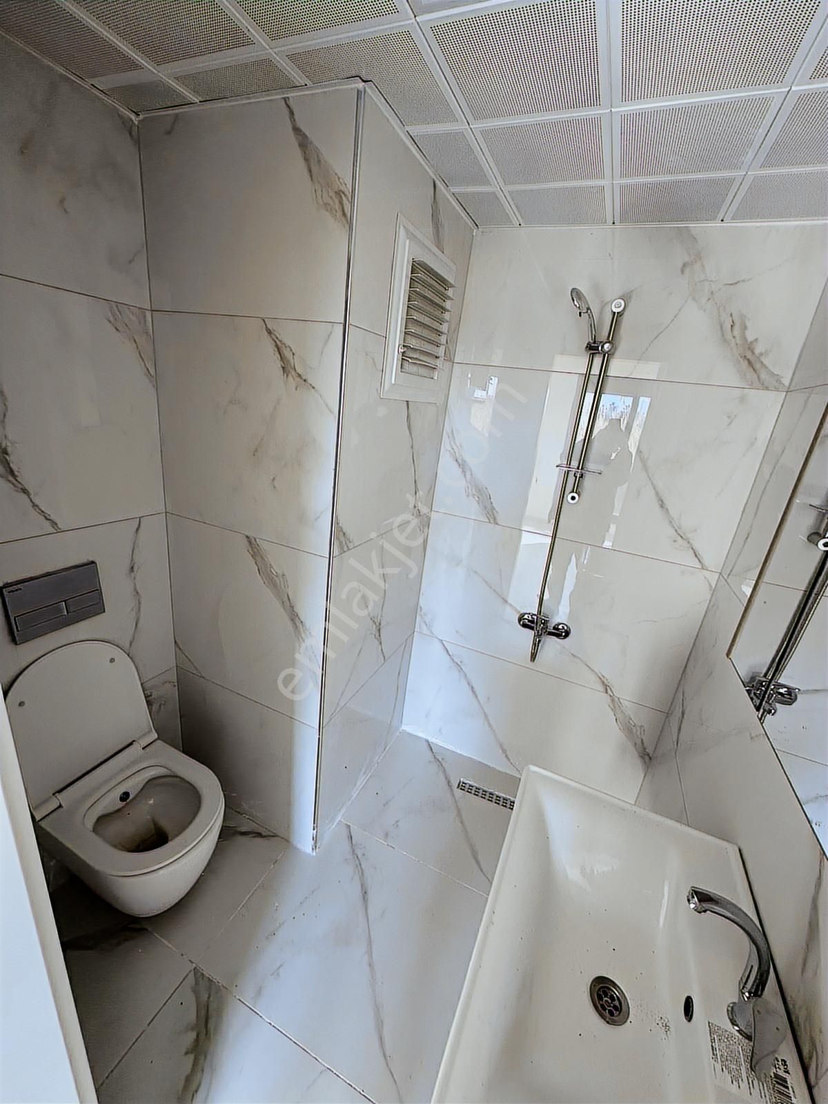 Gökhan Gökdemirden Denize Sıfır 2+1 Rezidans Satılık Lüks Daire - Görsel 18