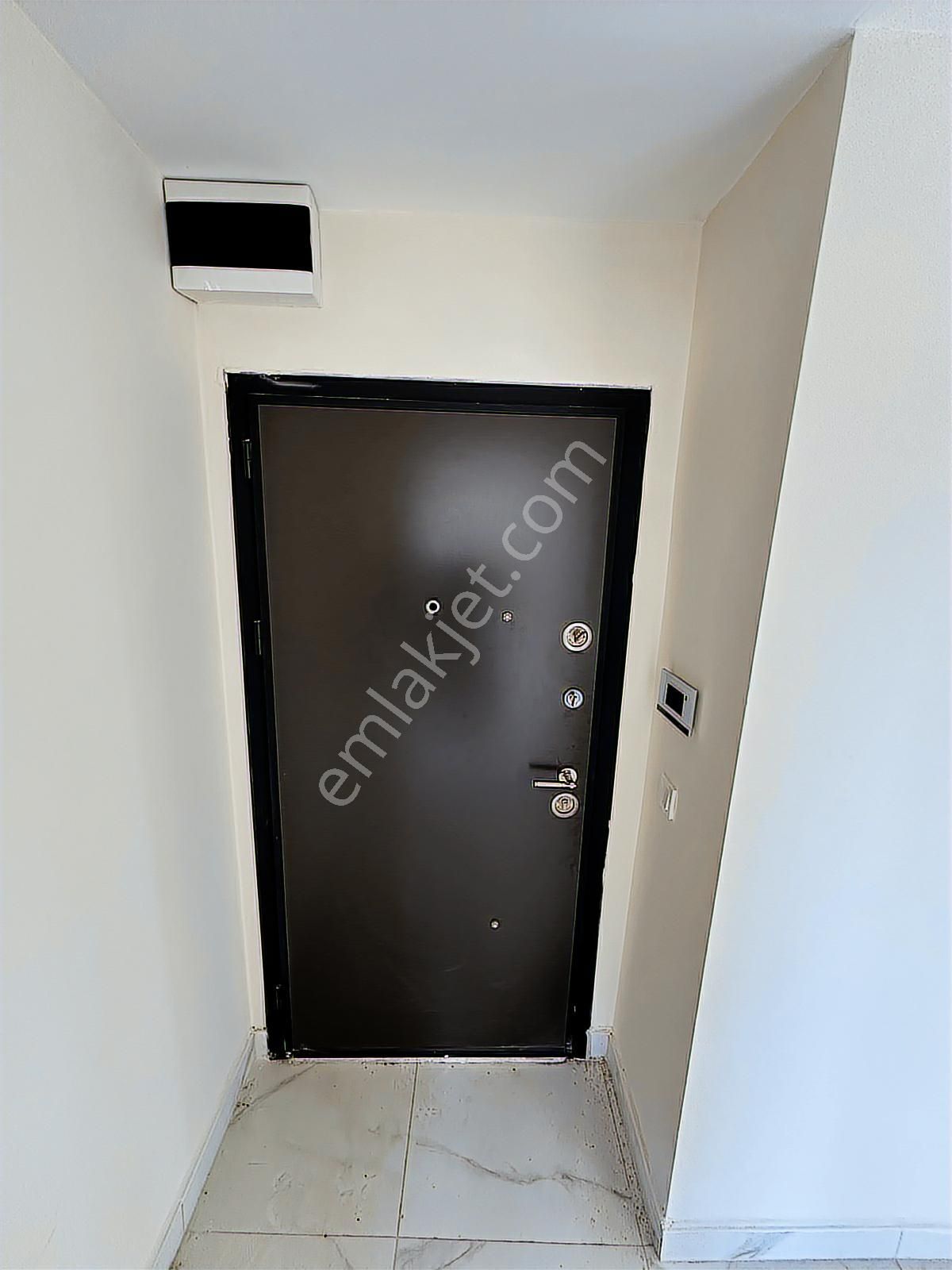 Gökhan Gökdemirden Denize Sıfır 2+1 Rezidans Satılık Lüks Daire - Görsel 24