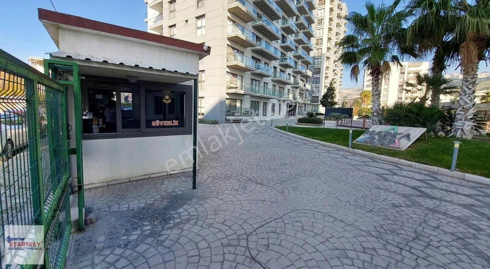 Marka 333 Sitesinde Havuz Cepheli Eşyasız Kiralık 1+1 Daire - Görsel 2