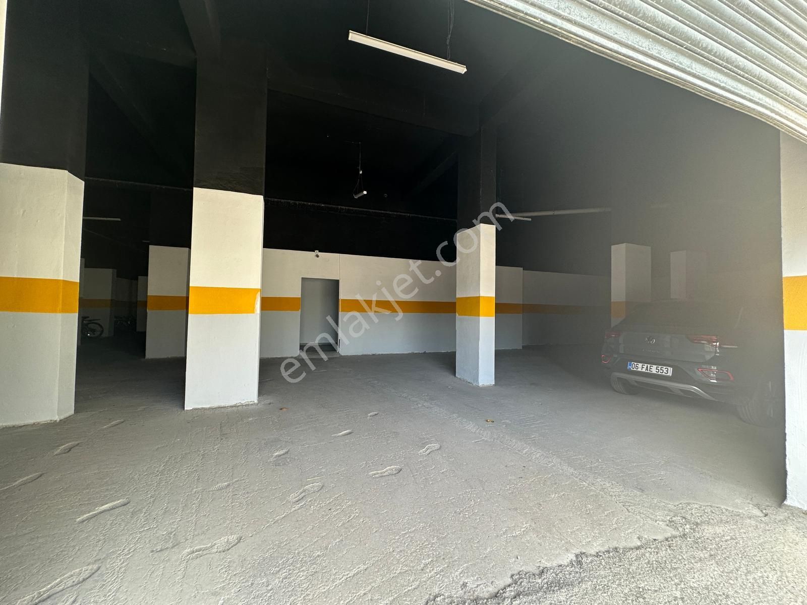 Pursaklar Mehmet Zengin Emlak'tan Kapalı Otoparklı 12.kat 4+1 Sitede Daire - Görsel 36