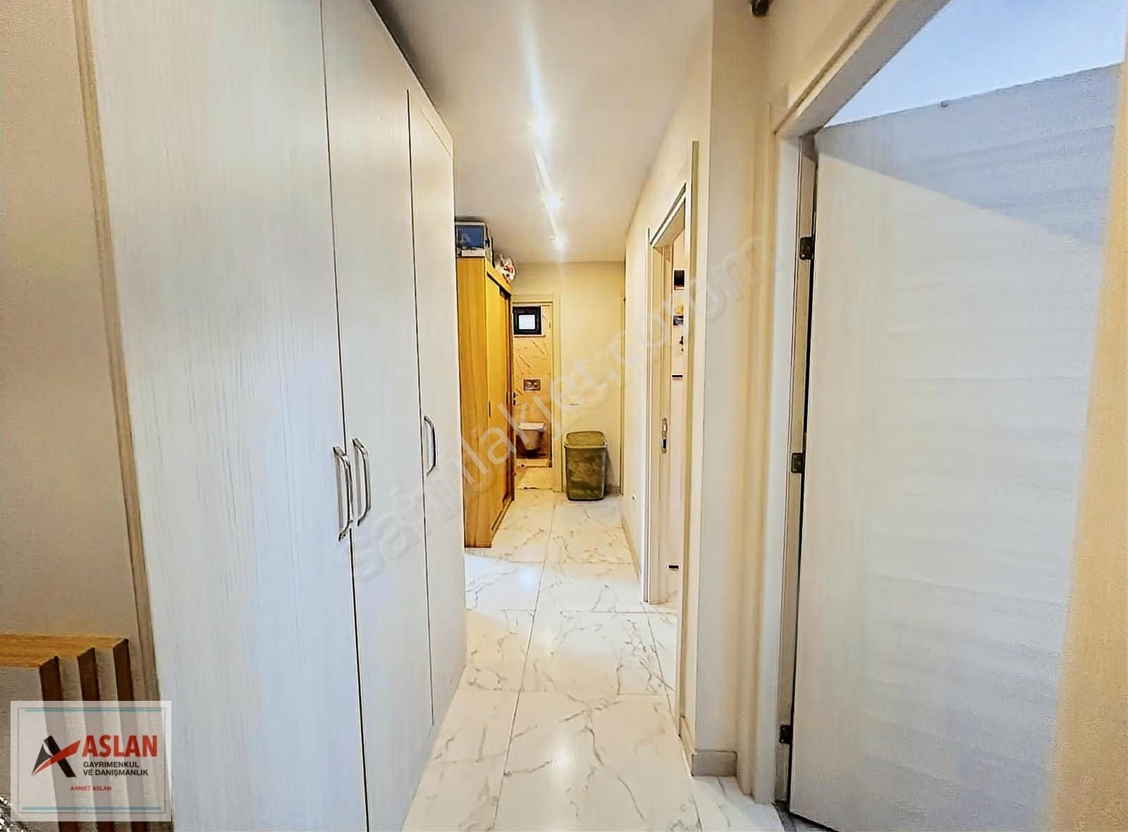 Çengelköy Bahçelievler'de Satılık 2+1 Arakat Dairei İyi Konumda - Görsel 24