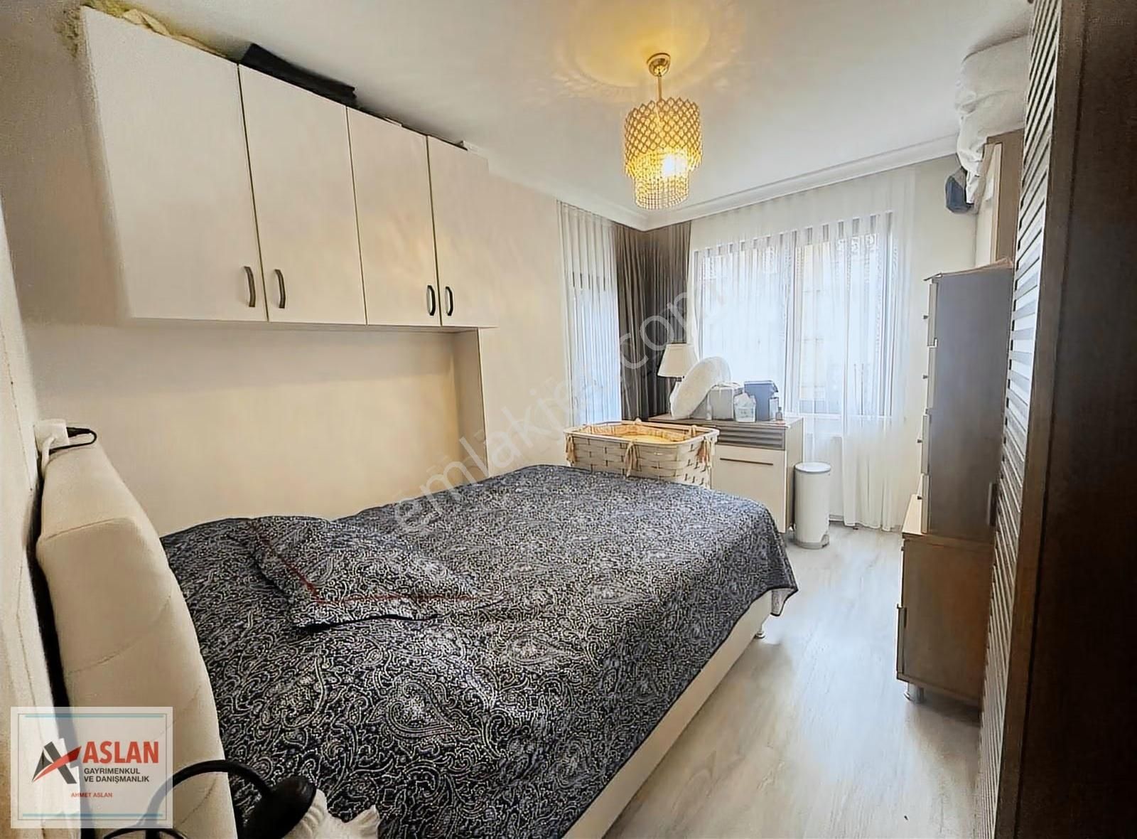 Çengelköy Bahçelievler'de Satılık 2+1 Arakat Dairei İyi Konumda - Görsel 13