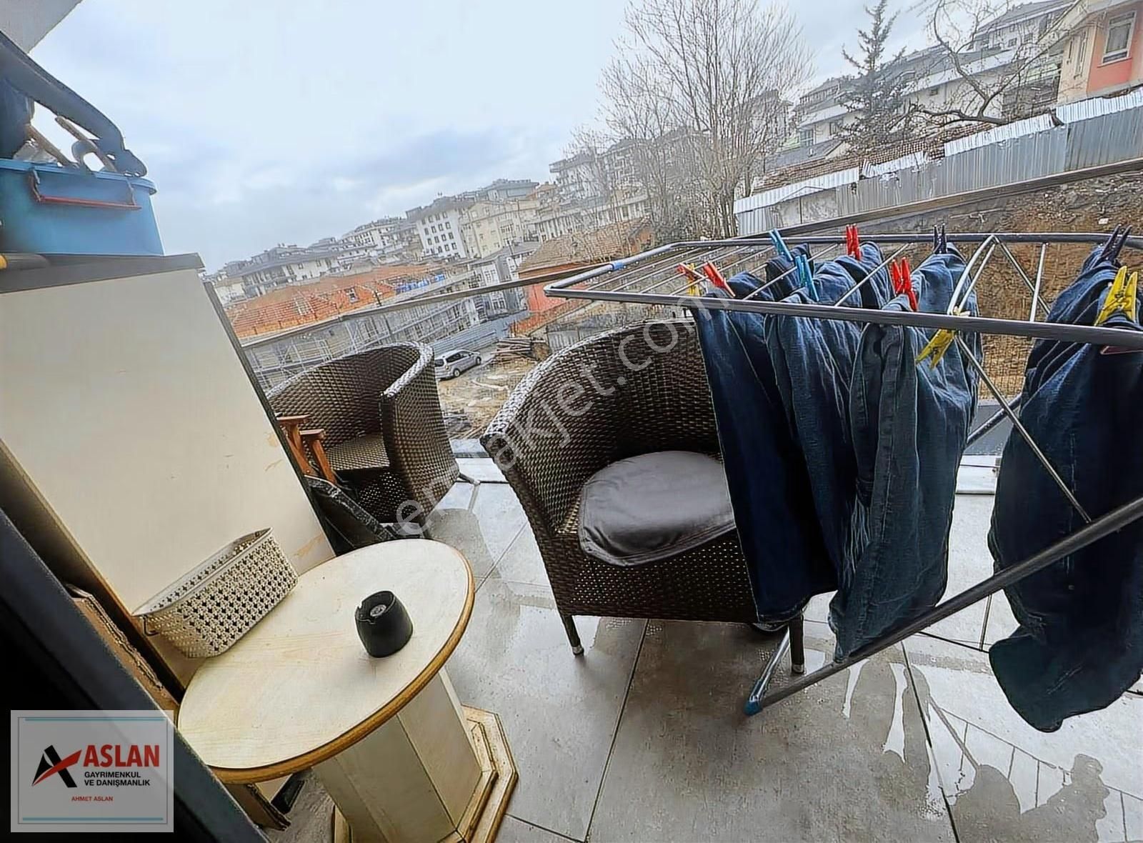 Çengelköy Bahçelievler'de Satılık 2+1 Arakat Dairei İyi Konumda - Görsel 18