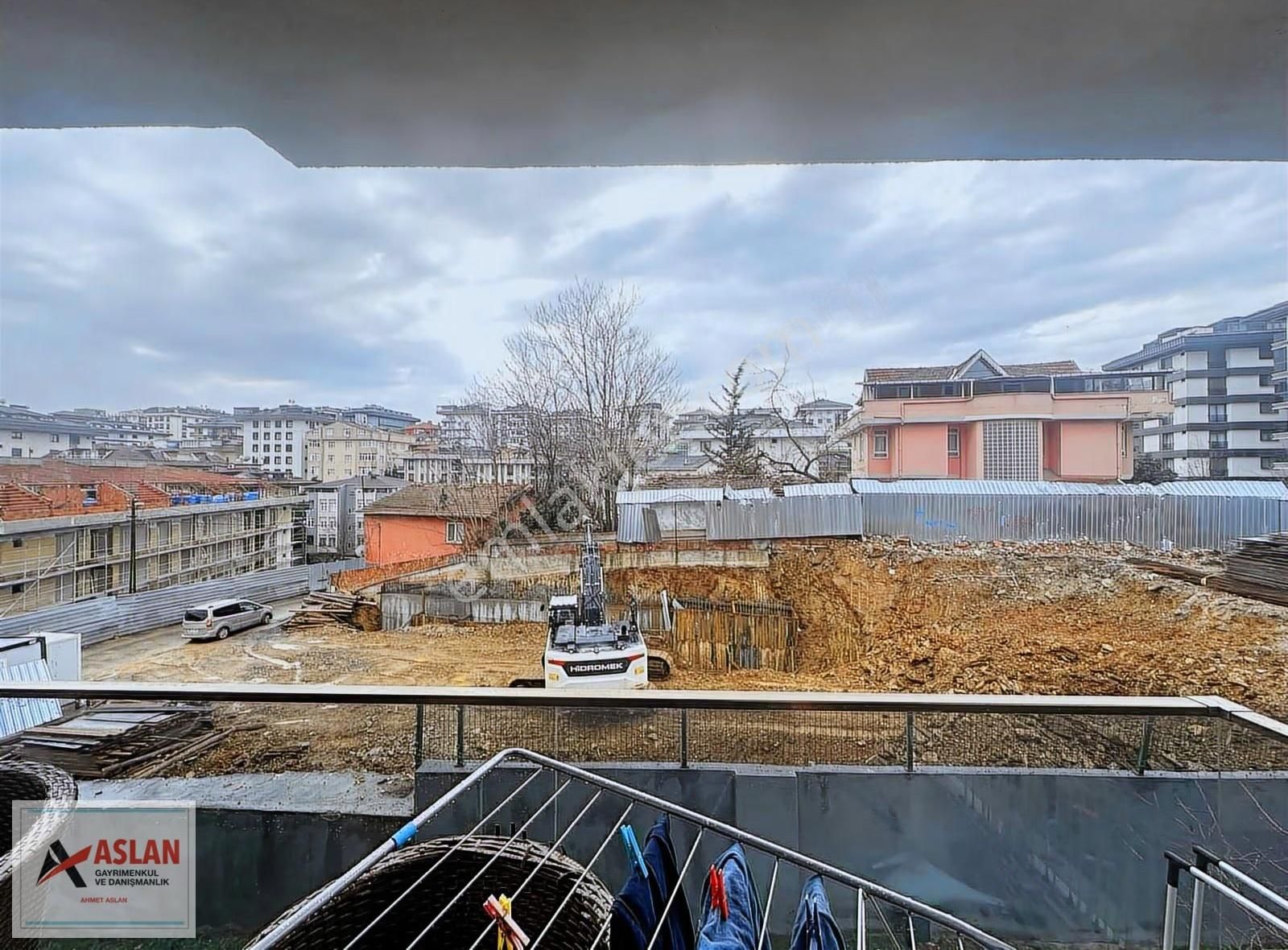 Çengelköy Bahçelievler'de Satılık 2+1 Arakat Dairei İyi Konumda - Görsel 3