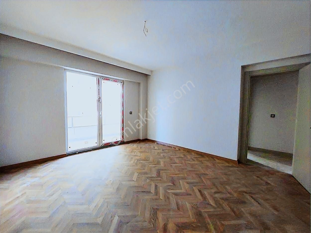 Ataevler Çelebi Podyumda A/ Blokta Önü Açık Fırsat Daire - Görsel 18