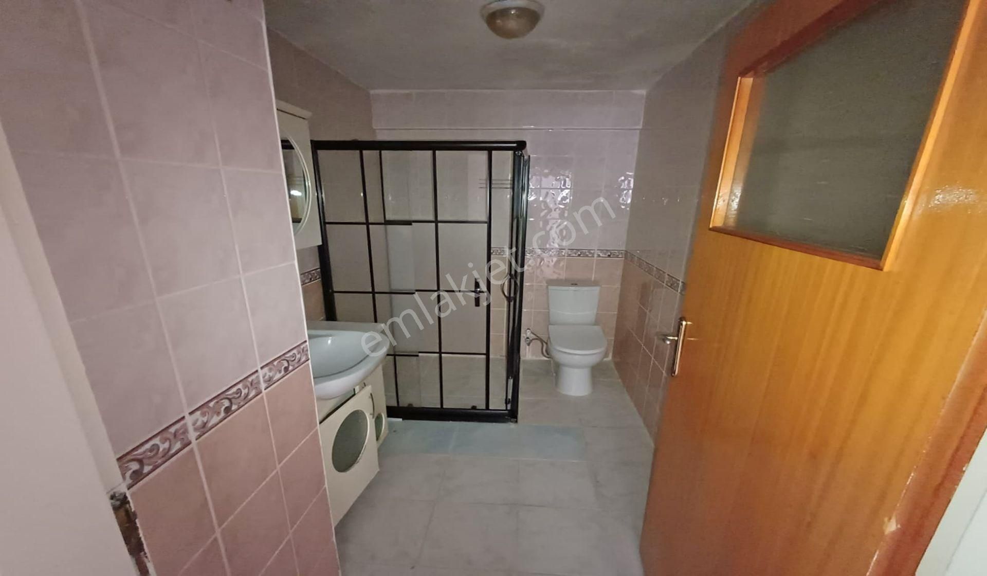 Ufuktepe Pazar Yanı 3+1 Kat Konumunda Altındadaire Var Masrafsız - Görsel 21
