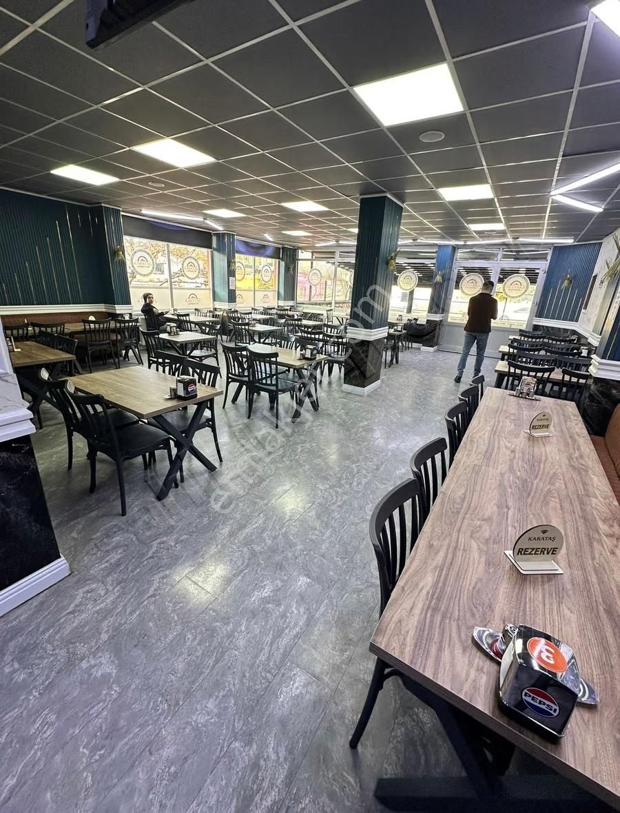 Stadyum Yan Tarafında Devren Satılık Etli Ekmek Salonu