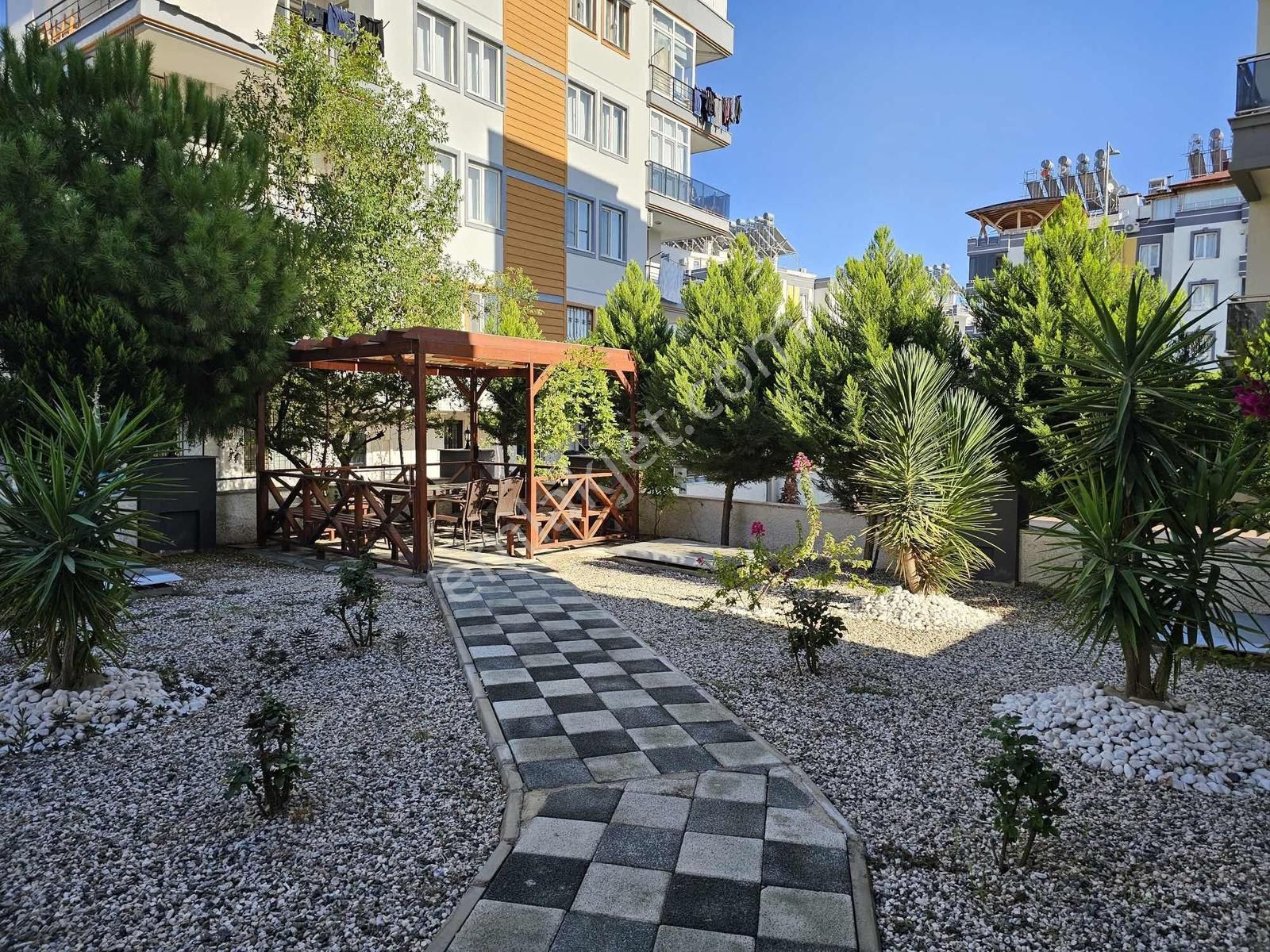 Dağ Manzaralı Kiralık 2+1 Eşyalı Daire - Görsel 7