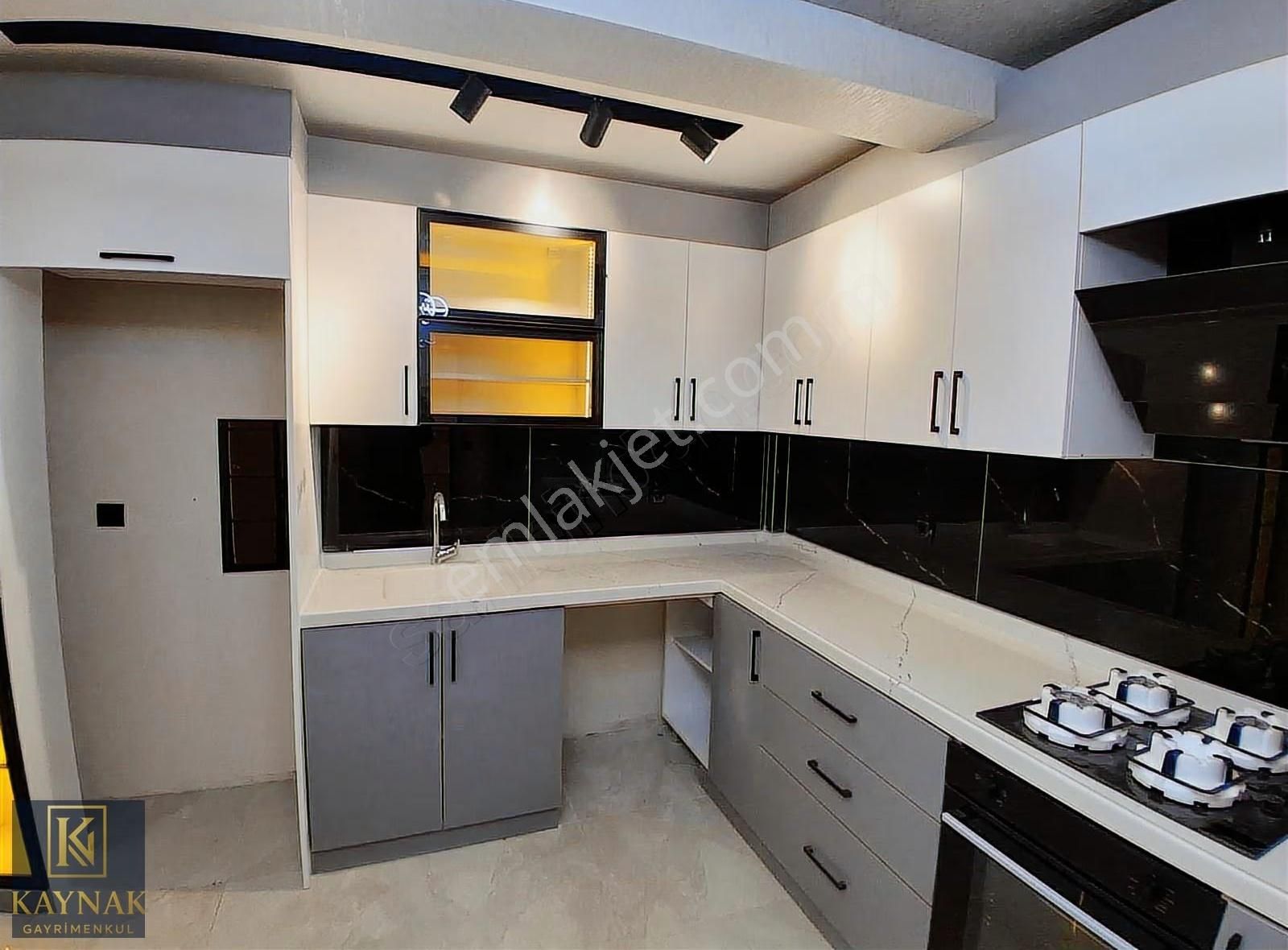 Kaynak'tan Yenikentte Satılık 3+1 Lüx Daire