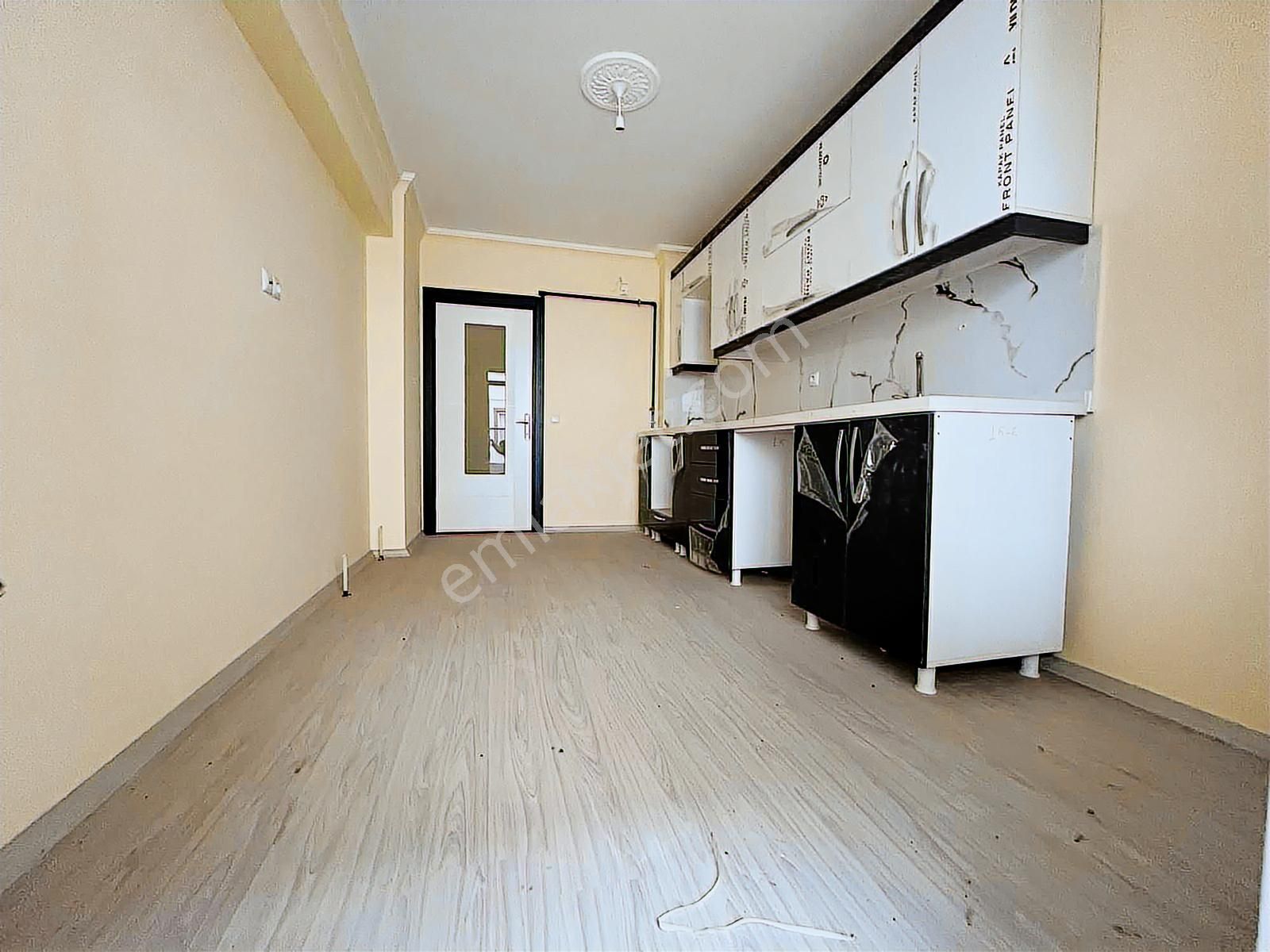 Şentürk Gayrimenkul'den**asansörlü**iskanlı**güney Cephe Daire!! - Görsel 19