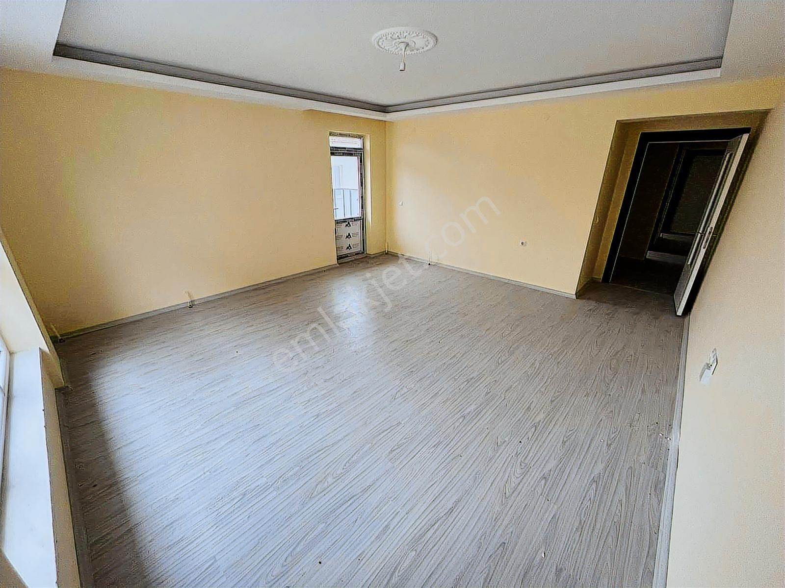 Şentürk Gayrimenkul'den**asansörlü**iskanlı**güney Cephe Daire!! - Görsel 7