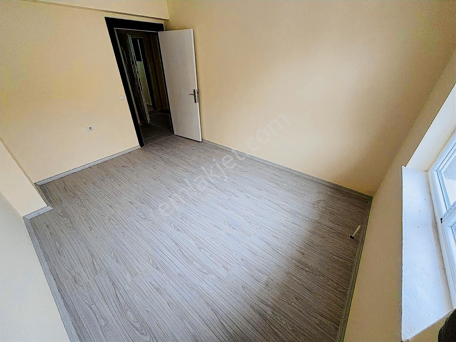 Şentürk Gayrimenkul'den**asansörlü**iskanlı**güney Cephe Daire!! - Görsel 33