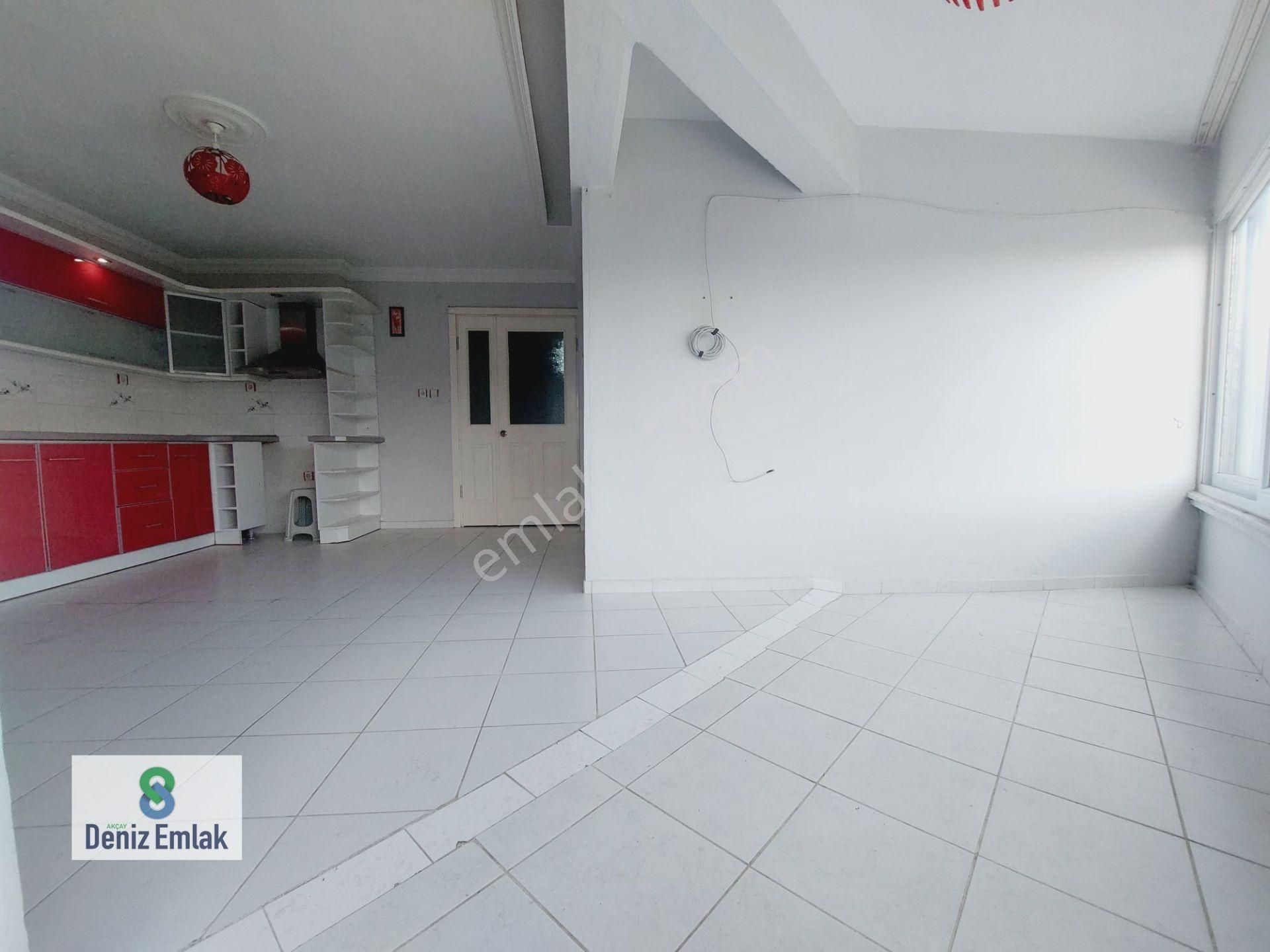 Denizden Akçayda Denize 300 M Öncephe Arakat Satılık 3+1 Daire. - Görsel 26