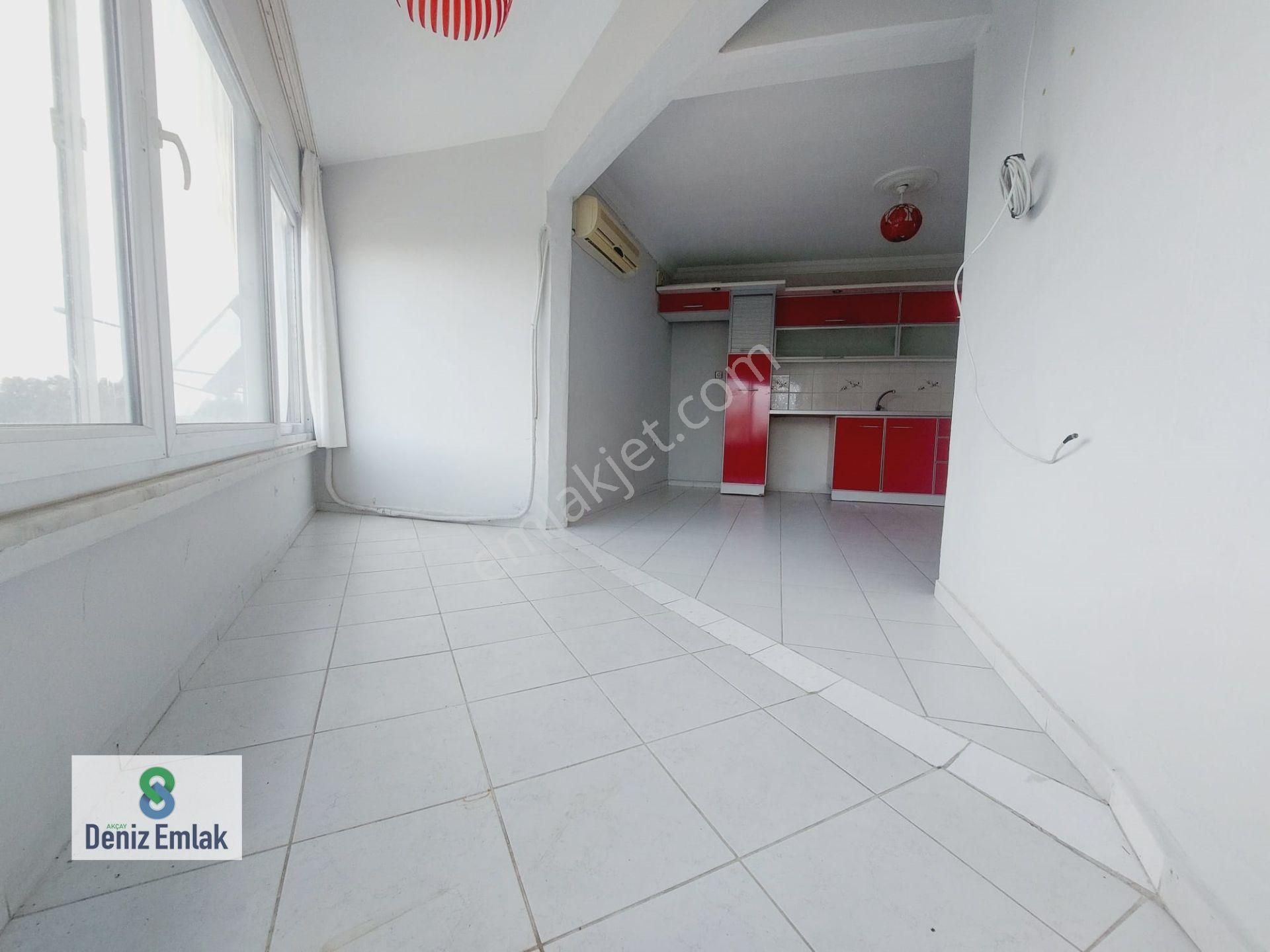 Denizden Akçayda Denize 300 M Öncephe Arakat Satılık 3+1 Daire. - Görsel 31