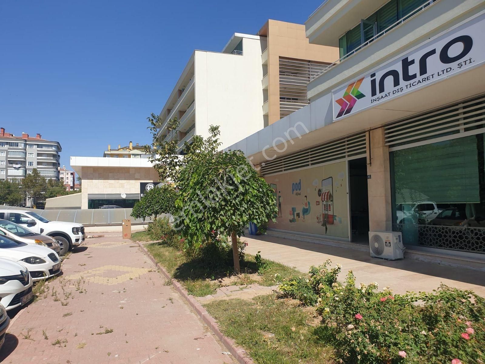 Karatay Adalet Plaza Altında 100 M2 Satlık İşyeri - Görsel 4