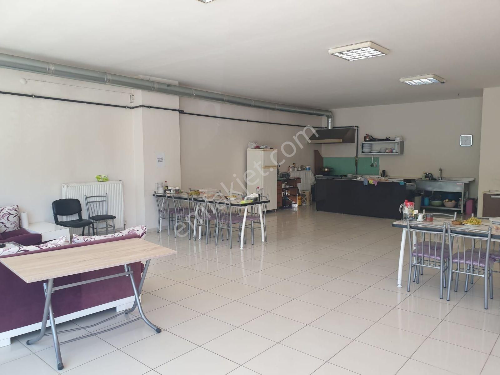 Karatay Adalet Plaza Altında 100 M2 Satlık İşyeri - Görsel 6