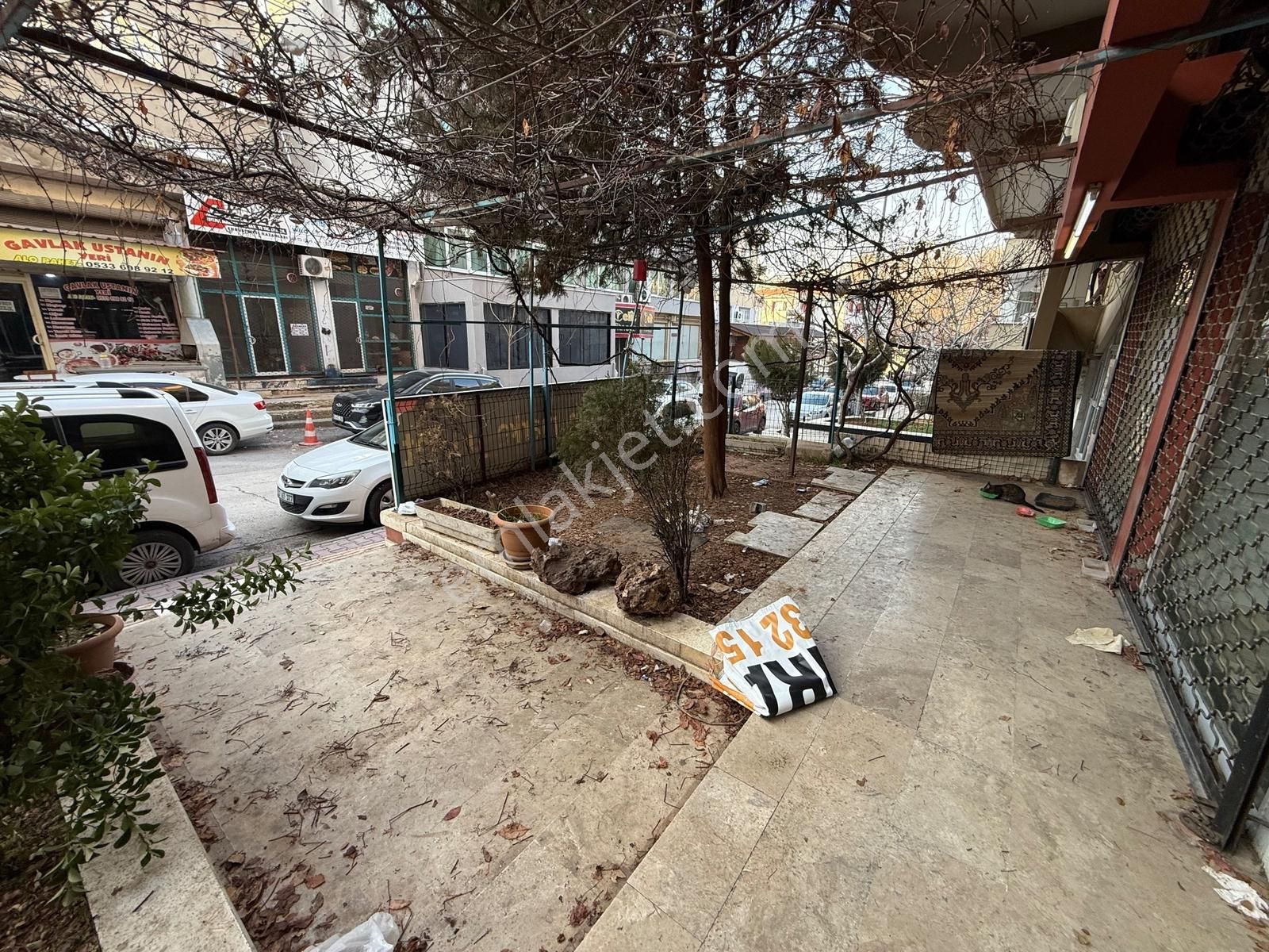 Gazi Muhtar Kızılay Kan Merkezi Civarında Kiralık 450m2 Dükkan - Görsel 16