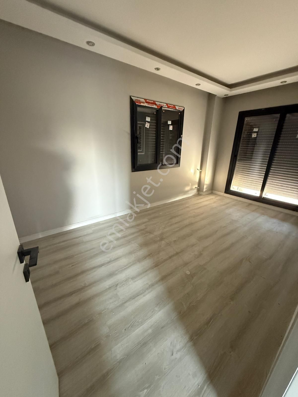 Cumhuriyet Mah.de Özel Yapım 2+1 | Önü Açık - Görsel 20