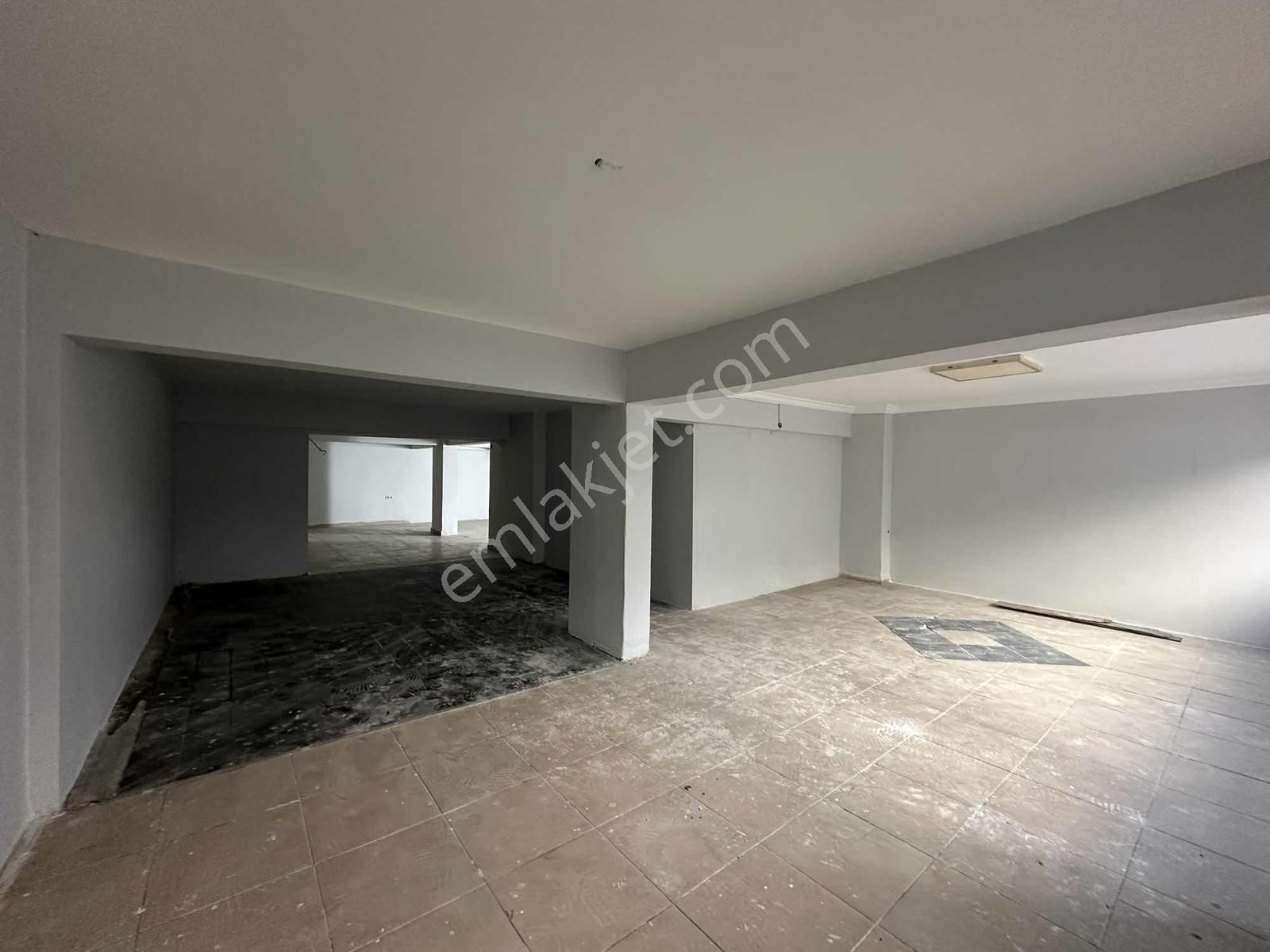 Bürmenden Hatay Sevgiyolunda Köşe Caddeye Çok Yakın Wc'li Dükkan - Görsel 4