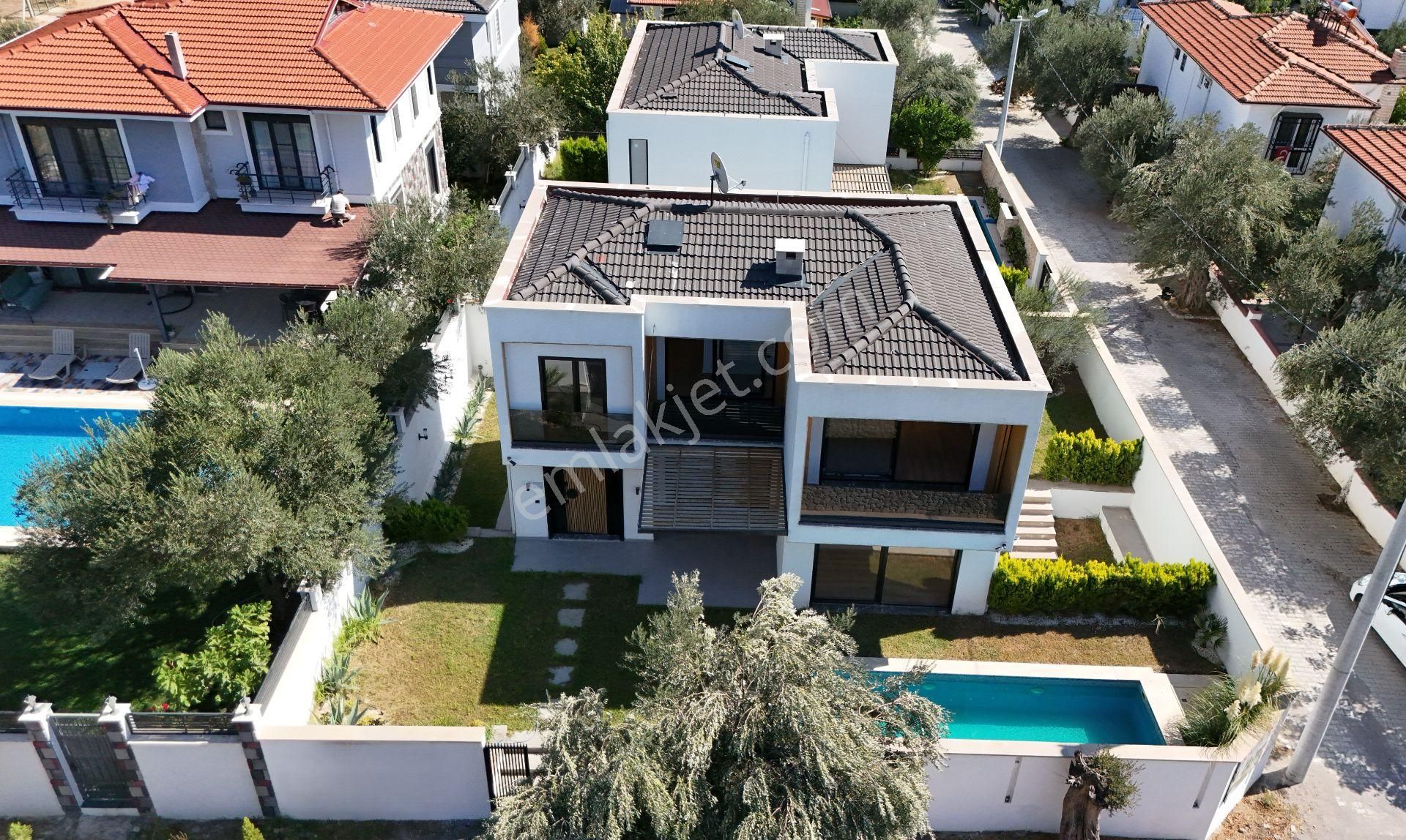 Yiğit'ten Gürede 5+1 Şık Ve Lüks Tasarımlı Saunalı_havuzlu Villa - Görsel 3