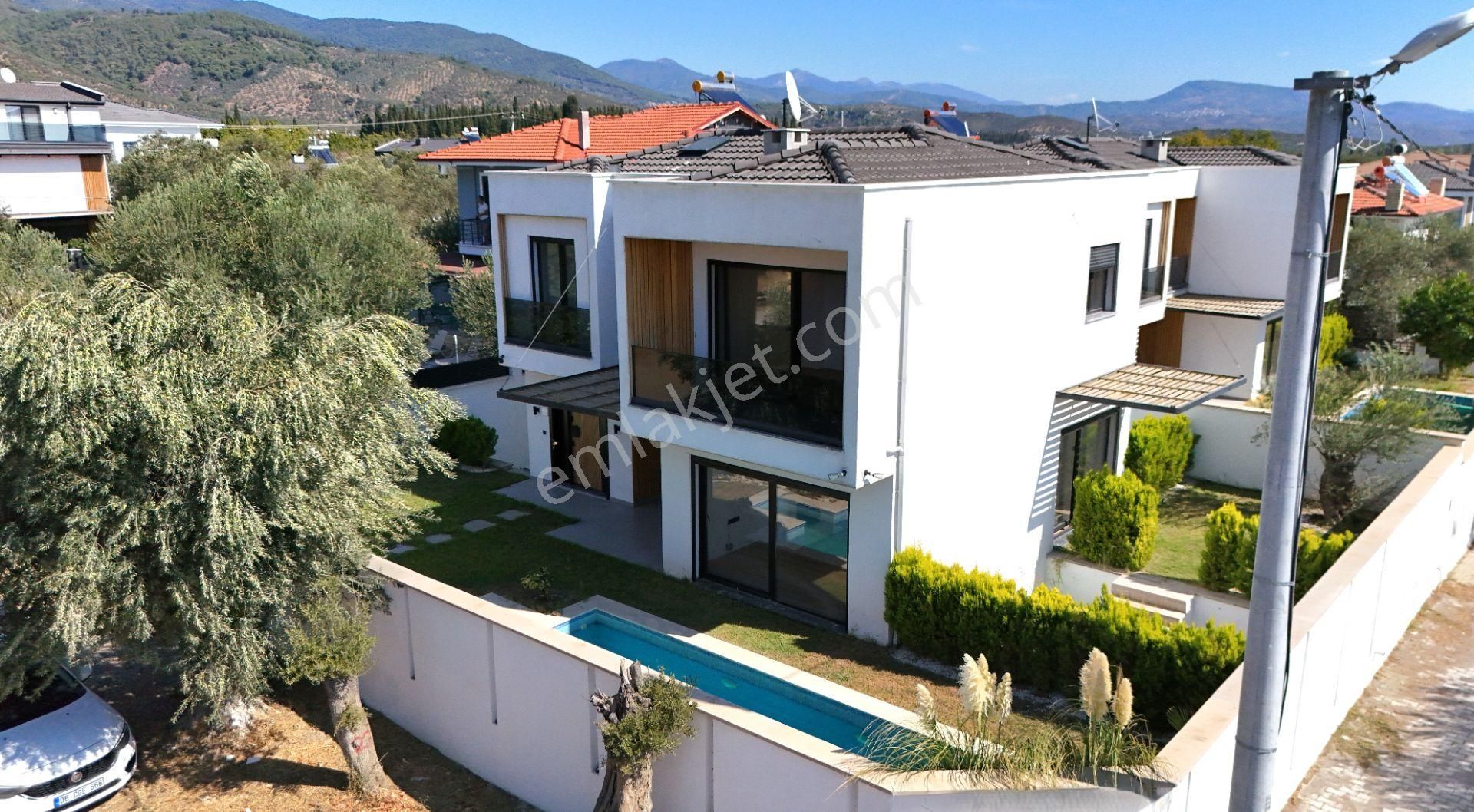 Yiğit'ten Gürede 5+1 Şık Ve Lüks Tasarımlı Saunalı_havuzlu Villa - Görsel 2