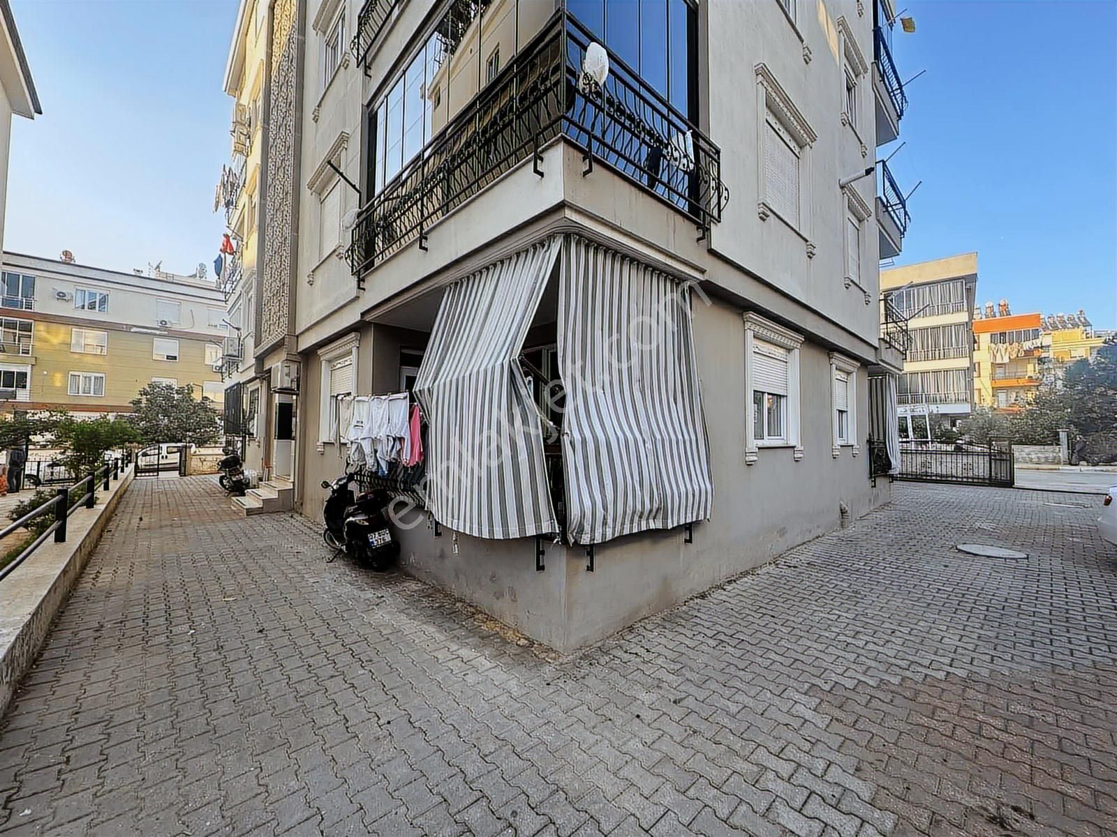 Sinanefendi Eml'dan Ünsal Mah.2+1 120 M² Üç Cephe Çift Balkonlu - Görsel 8