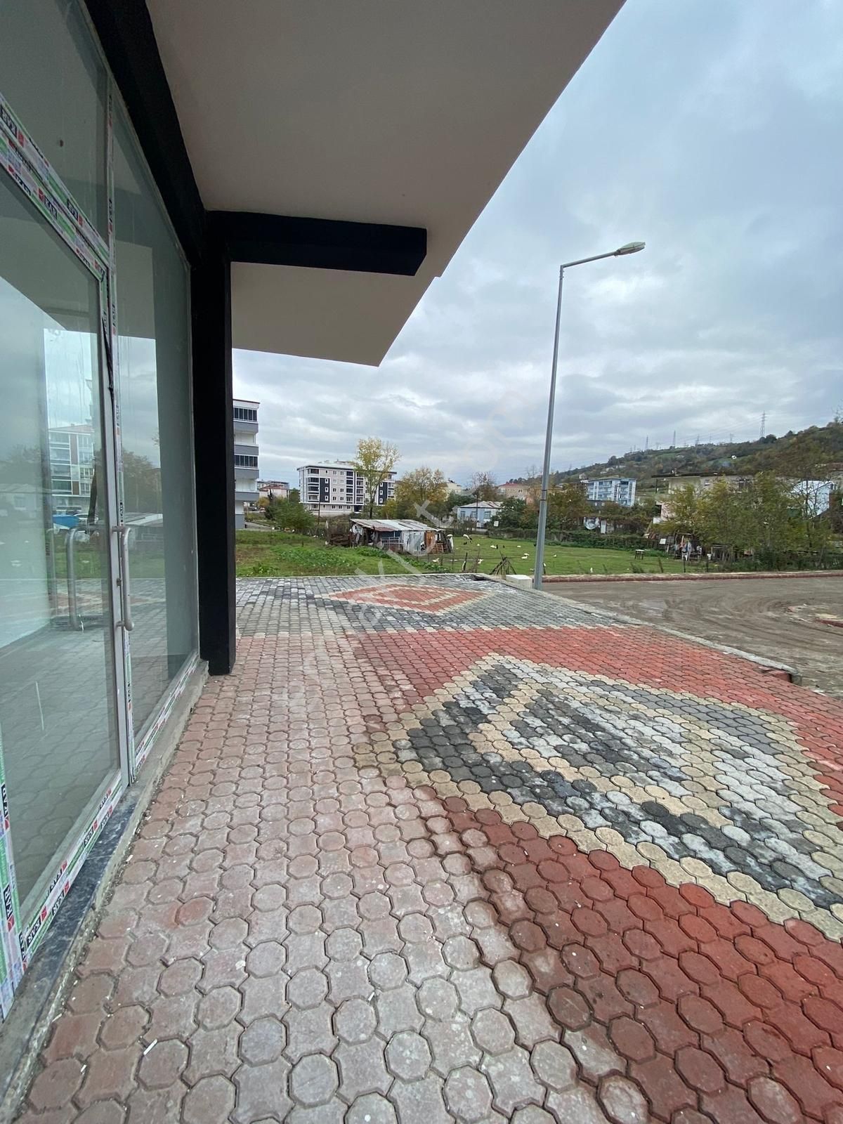 Yağmur Emlaktan Satılık Hazır Kiracılı Depolu Dükkan - Görsel 12