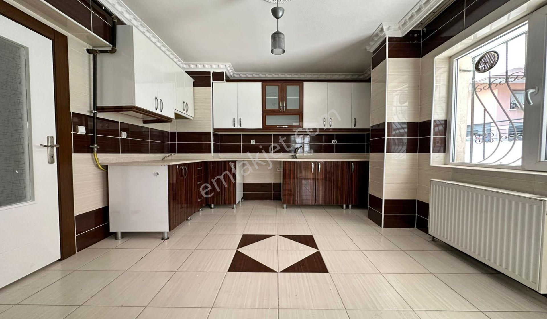 Esertepe Çambaşı Caddesi Yakını 3+1 Genç Bina Masrafsız - Görsel 5