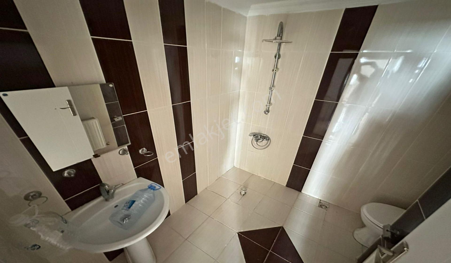 Esertepe Çambaşı Caddesi Yakını 3+1 Genç Bina Masrafsız - Görsel 29