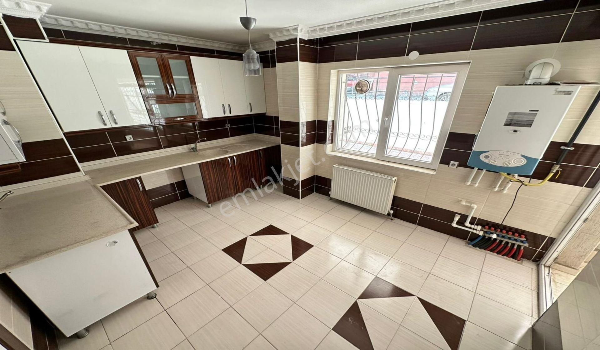 Esertepe Çambaşı Caddesi Yakını 3+1 Genç Bina Masrafsız - Görsel 4