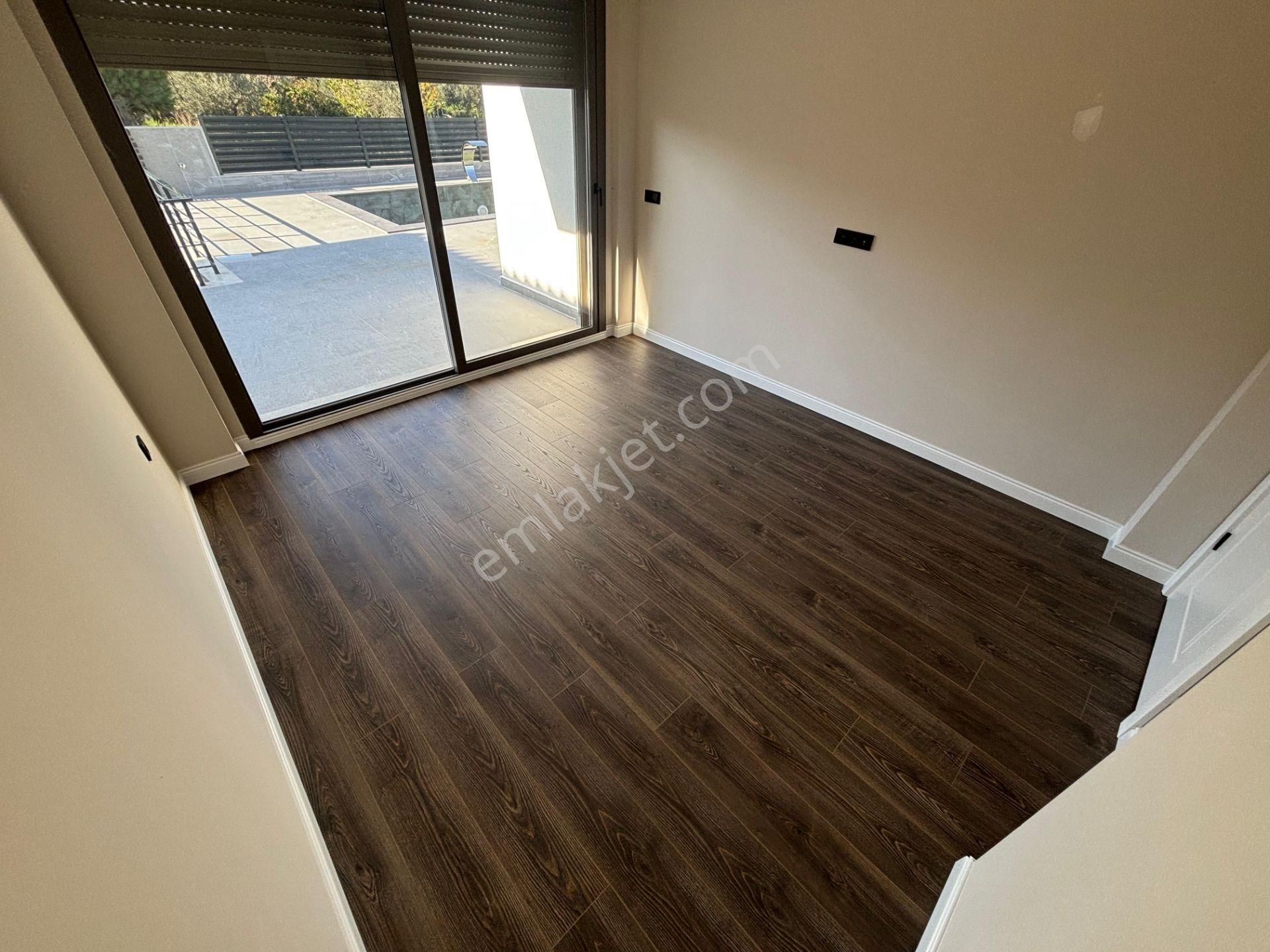 Yiğit'ten Altınoluk Fenerde 4+1 Ultra Lux Müstakil Havuzlu Villa - Görsel 31