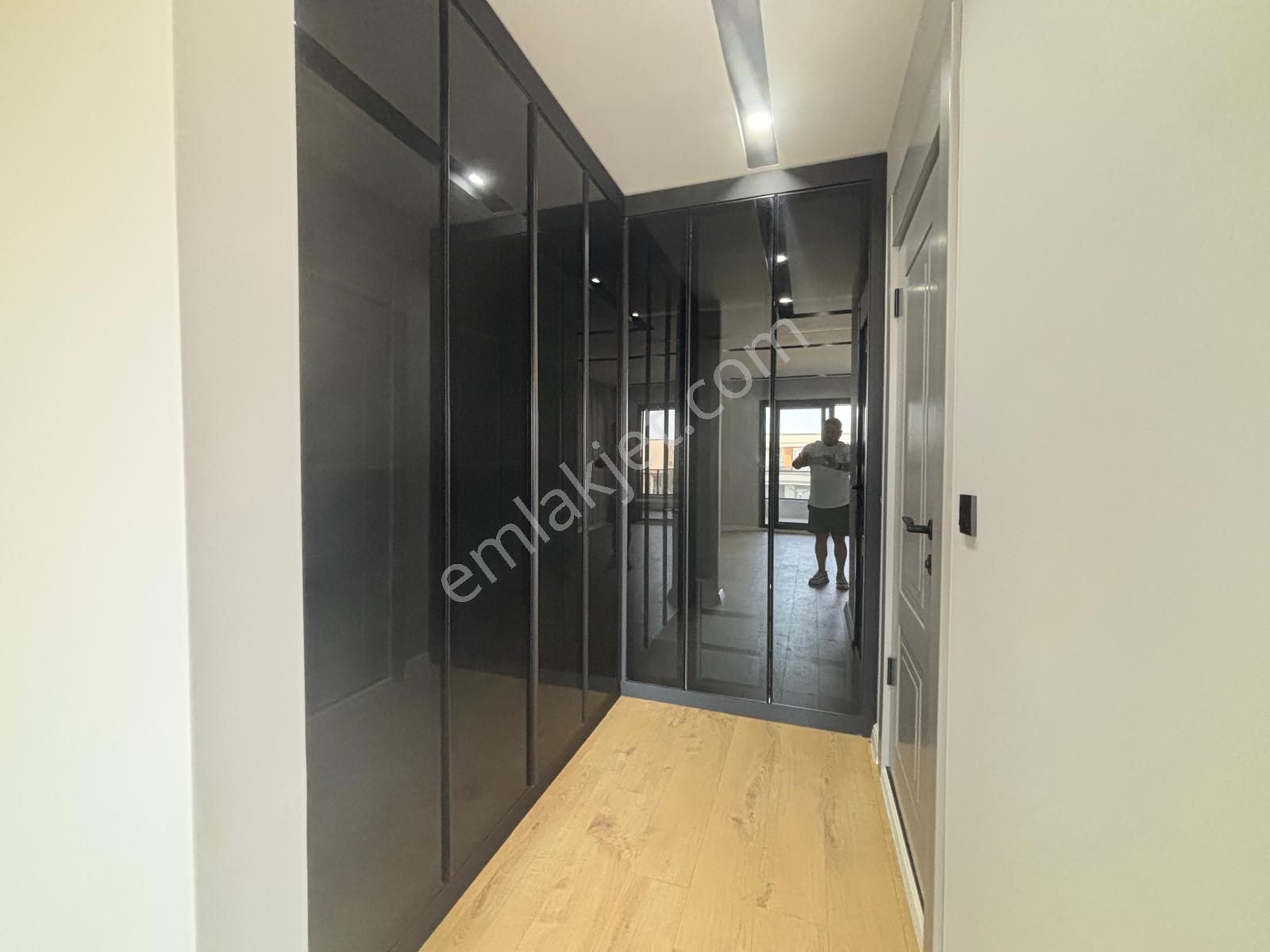 Yiğit'ten Maviyle Dans Eden Eşşiz Konseptte 4+1 Ultra Lüks Villa - Görsel 15