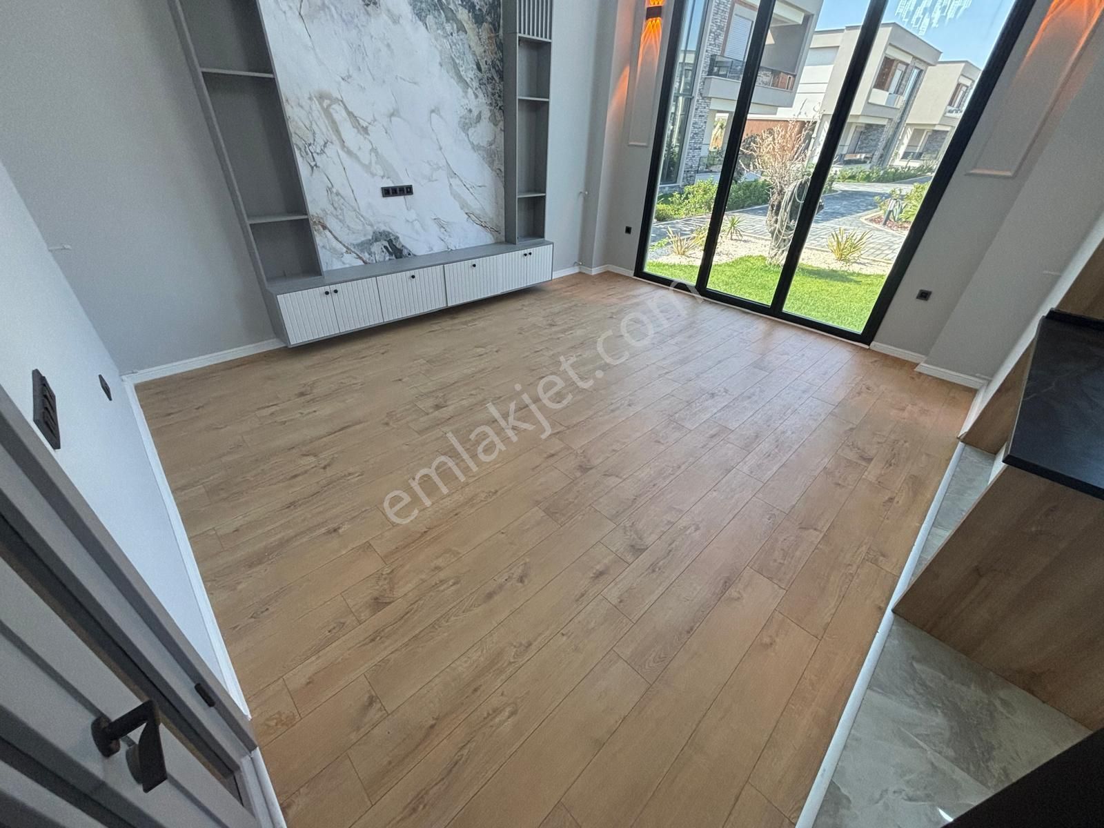 Yiğit'ten Maviyle Dans Eden Eşşiz Konseptte 4+1 Ultra Lüks Villa - Görsel 23