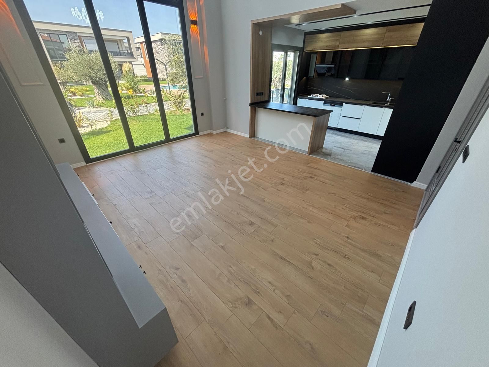 Yiğit'ten Maviyle Dans Eden Eşşiz Konseptte 4+1 Ultra Lüks Villa - Görsel 8