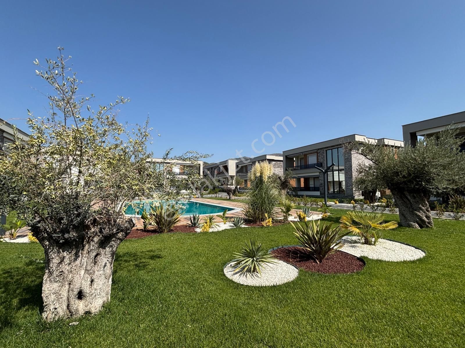 Yiğit'ten Maviyle Dans Eden Eşşiz Konseptte 4+1 Ultra Lüks Villa - Görsel 33