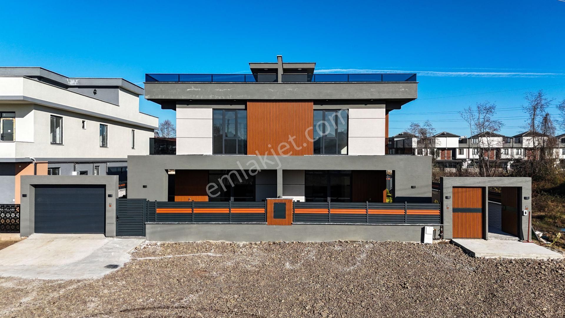 Sakarya Karasu'da Modern Yapısı İle Geniş Teraslı 3+1 Sıfır Villa - Görsel 4