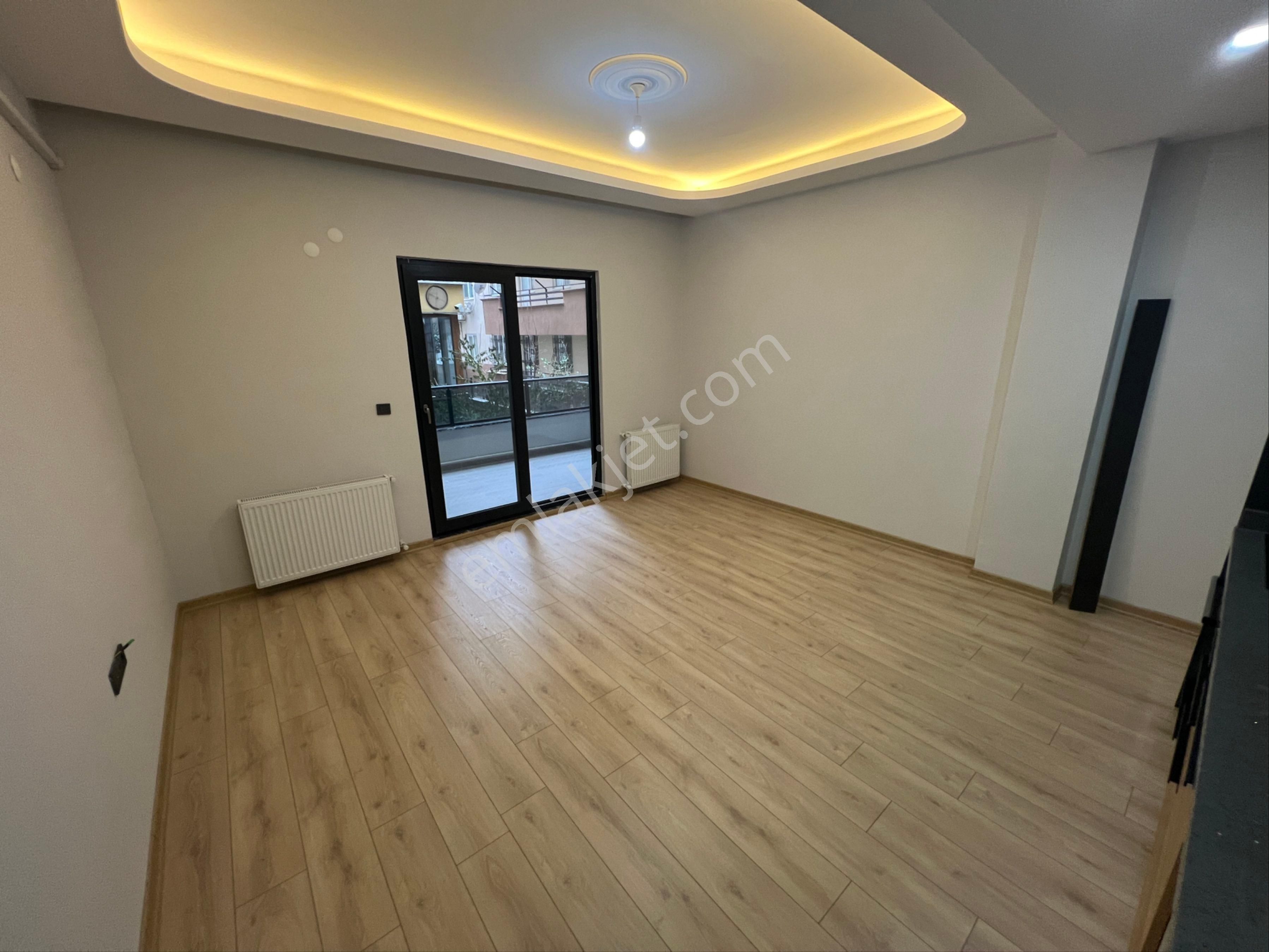 Cemre Emlaktan Denize Yürüme Mesafesinde Doğalgazlı Yeni Daire - Görsel 15