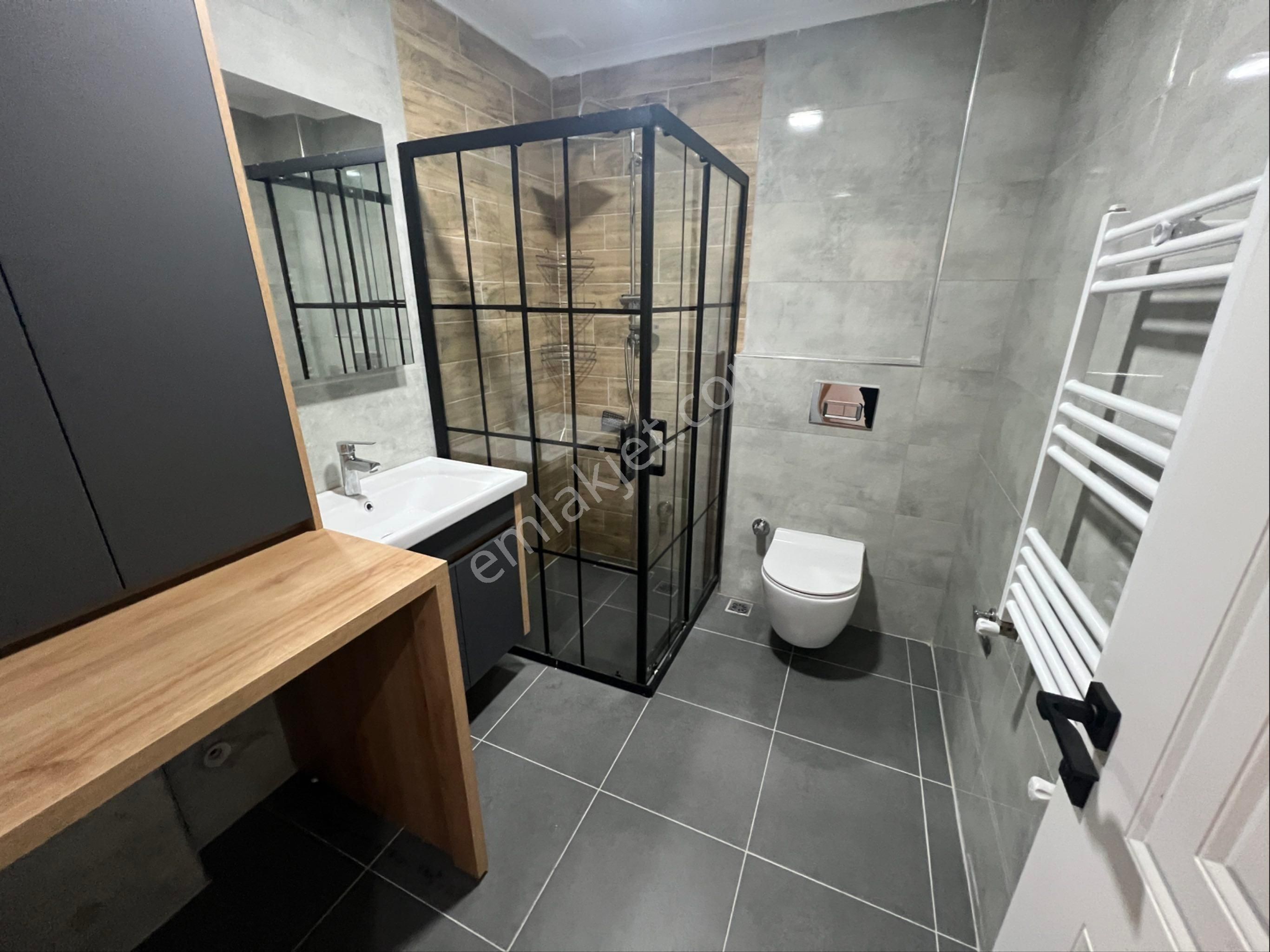 Cemre Emlaktan Denize Yürüme Mesafesinde Doğalgazlı Yeni Daire - Görsel 22