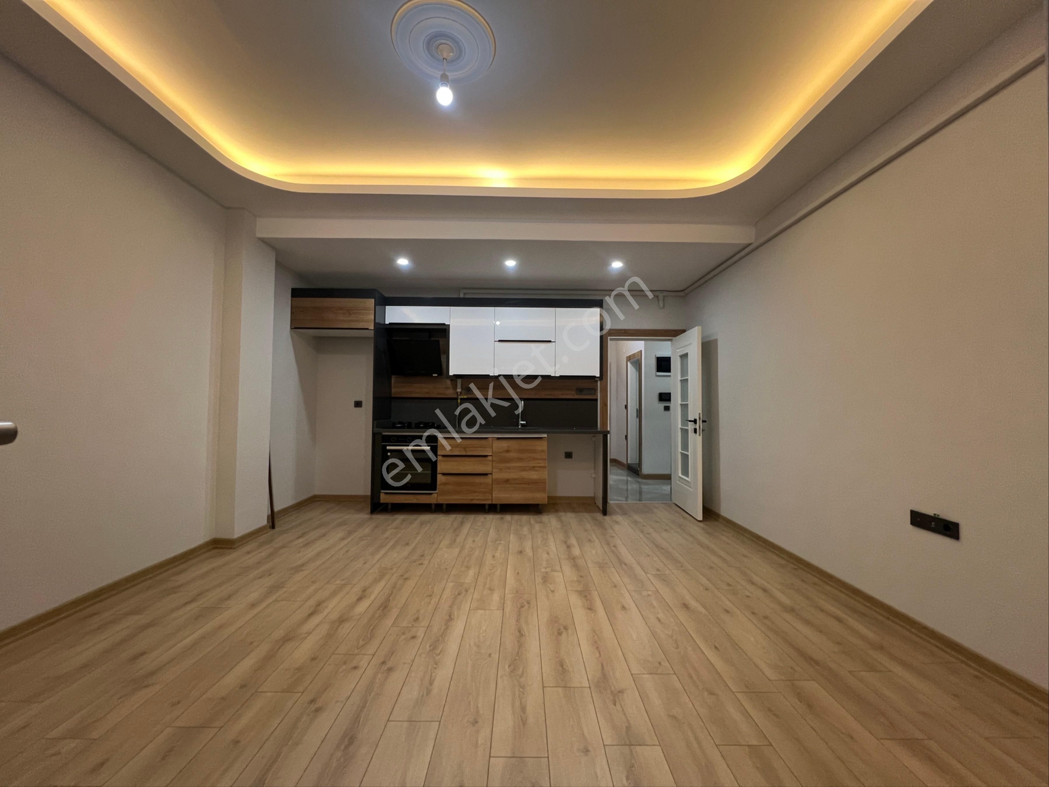 Cemre Emlaktan Denize Yürüme Mesafesinde Doğalgazlı Yeni Daire - Görsel 8