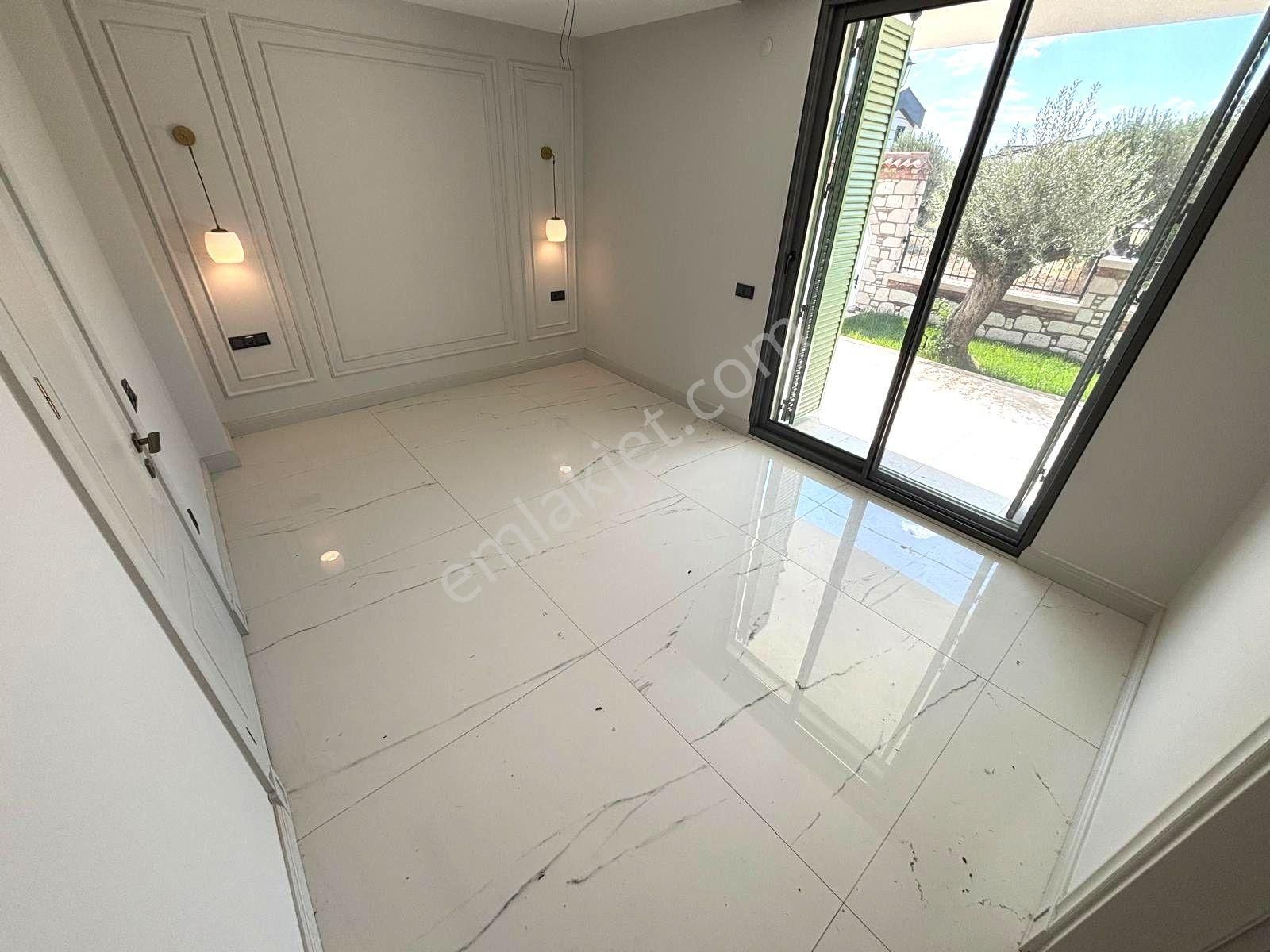 Yiğit'ten Altınolukta Alaçatı Konseptli Ultra Lüks 4+1 Villa - Görsel 22