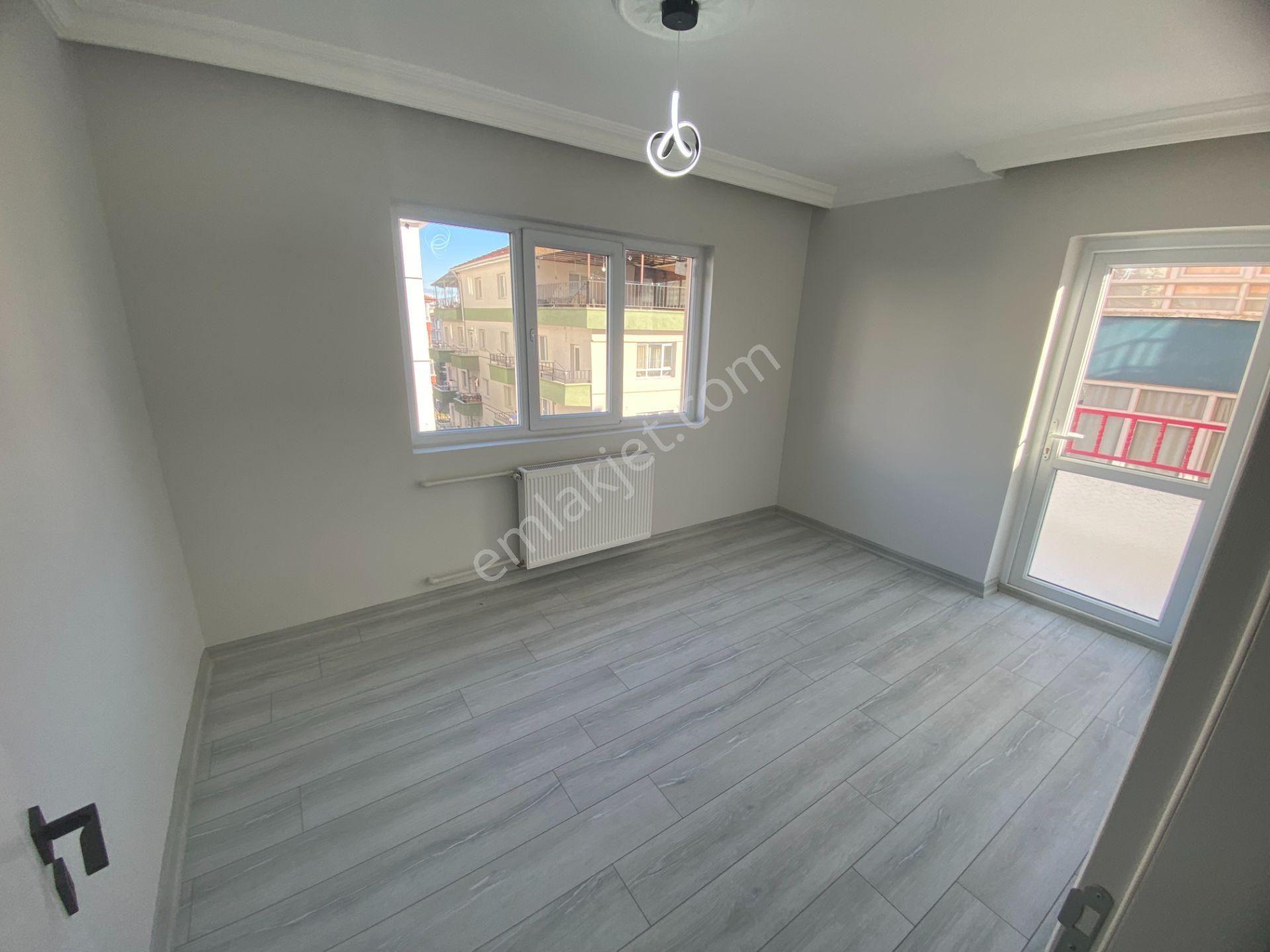 Etimesgut Elvan Mah. Sağlık Ocağı Yanı Katta Lüks 3+1 Daire - Görsel 6