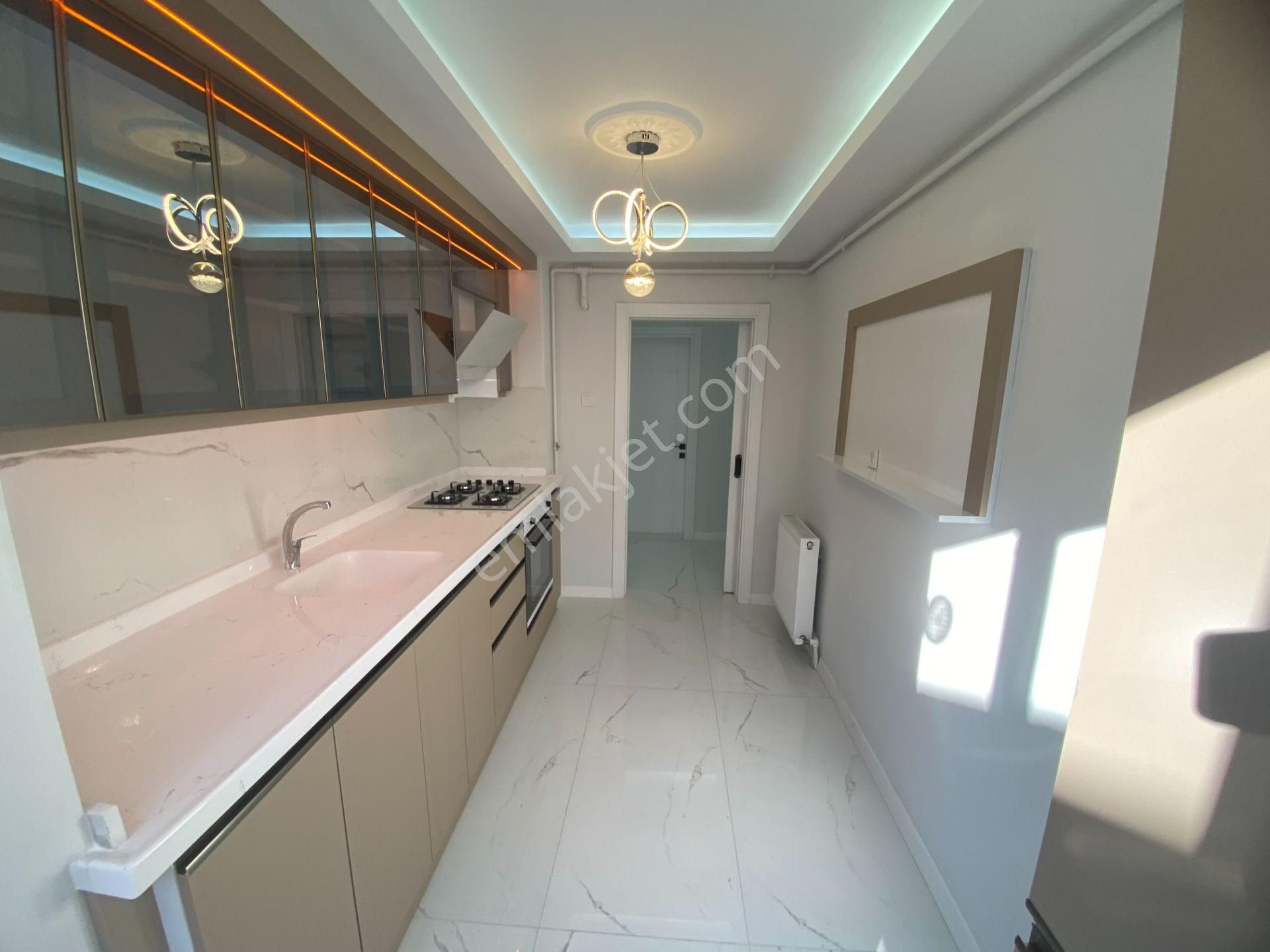 Etimesgut Elvan Mah. Sağlık Ocağı Yanı Katta Lüks 3+1 Daire - Görsel 3