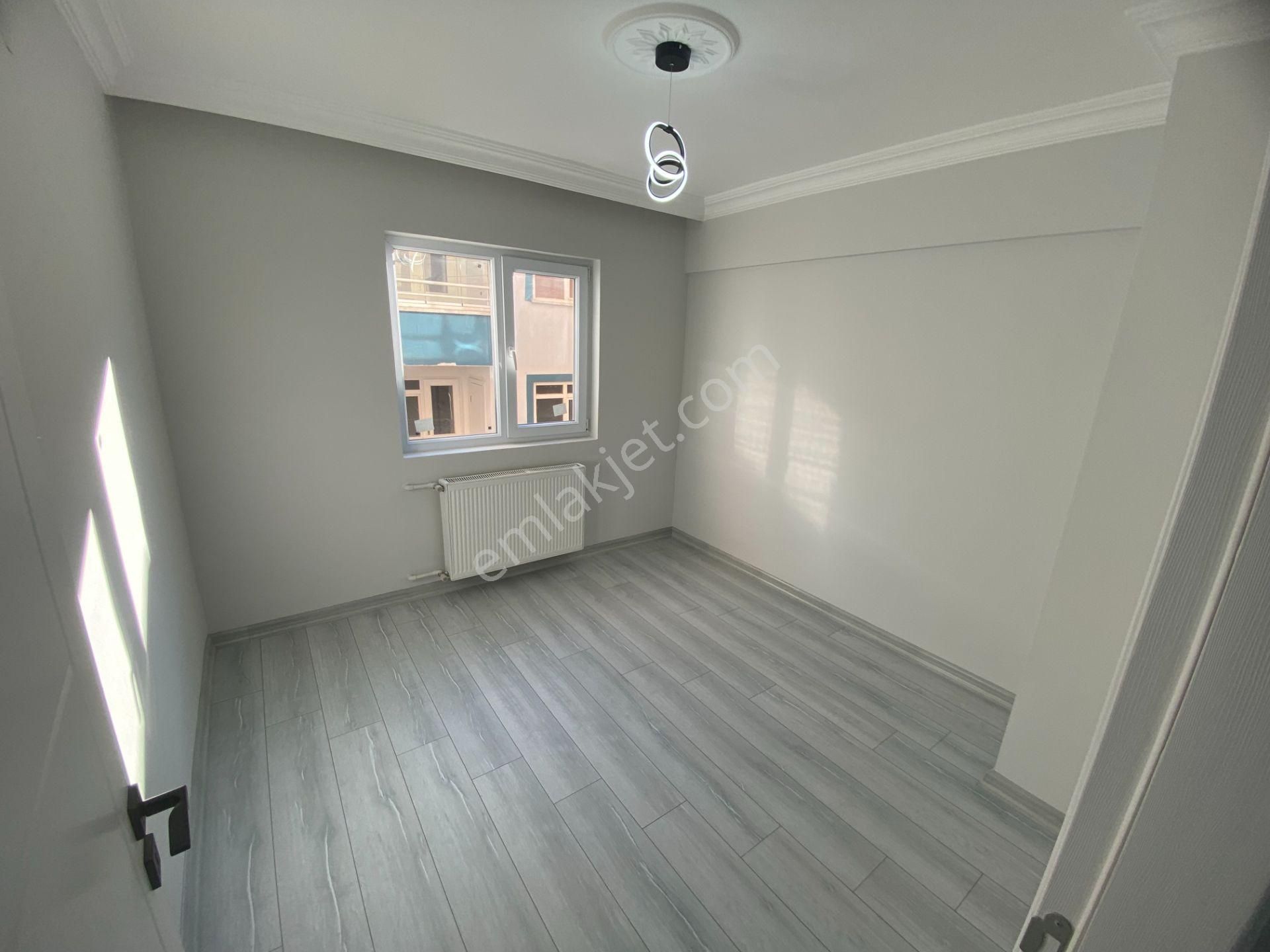 Etimesgut Elvan Mah. Sağlık Ocağı Yanı Katta Lüks 3+1 Daire - Görsel 8