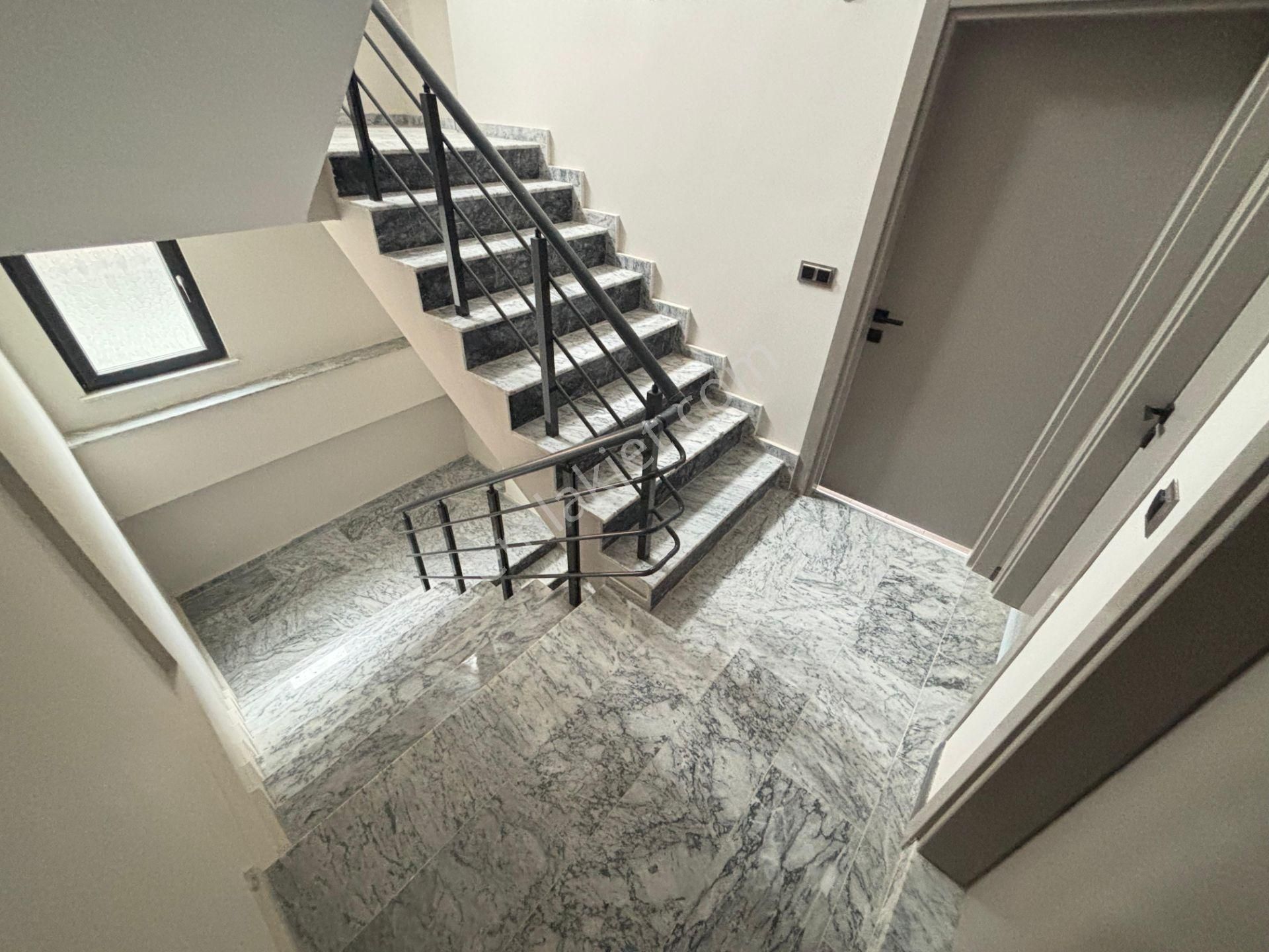 Yiğit'ten Güre'de Kazdağları Manzaralı Havuzlu&bahçeli 3+1 Villa - Görsel 32